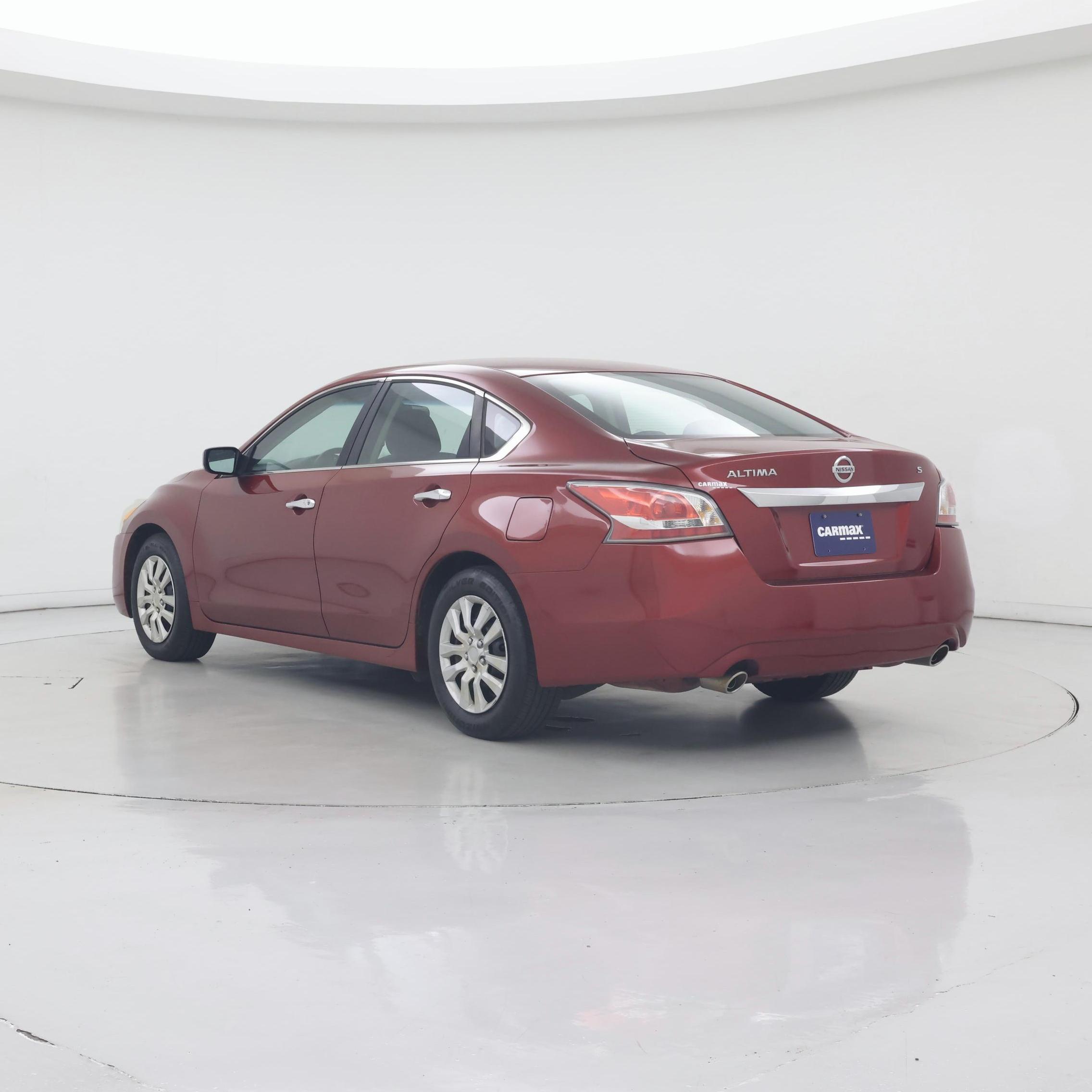 Thumbnail: 2015 Nissan Altima - 2