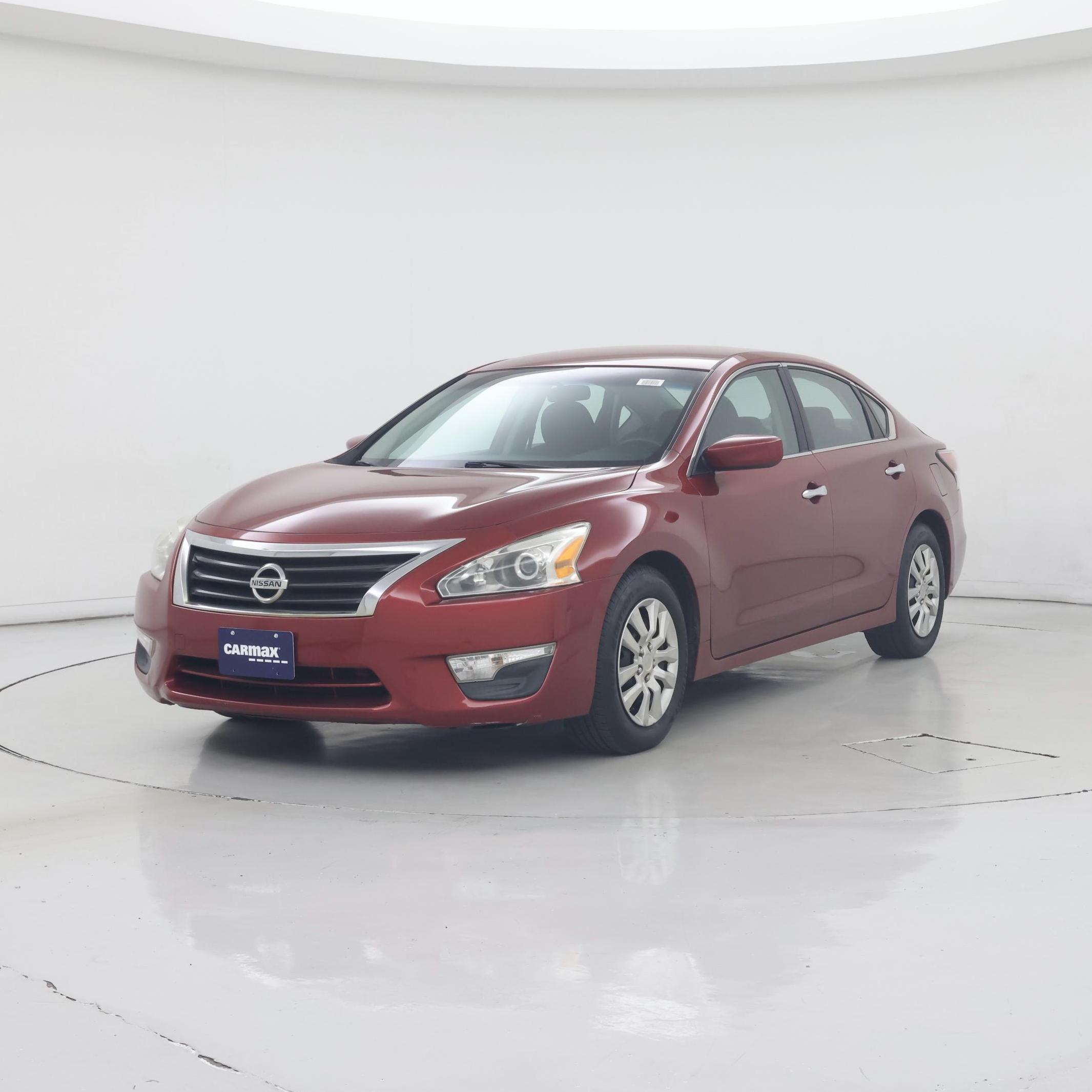 Thumbnail: 2015 Nissan Altima - 4