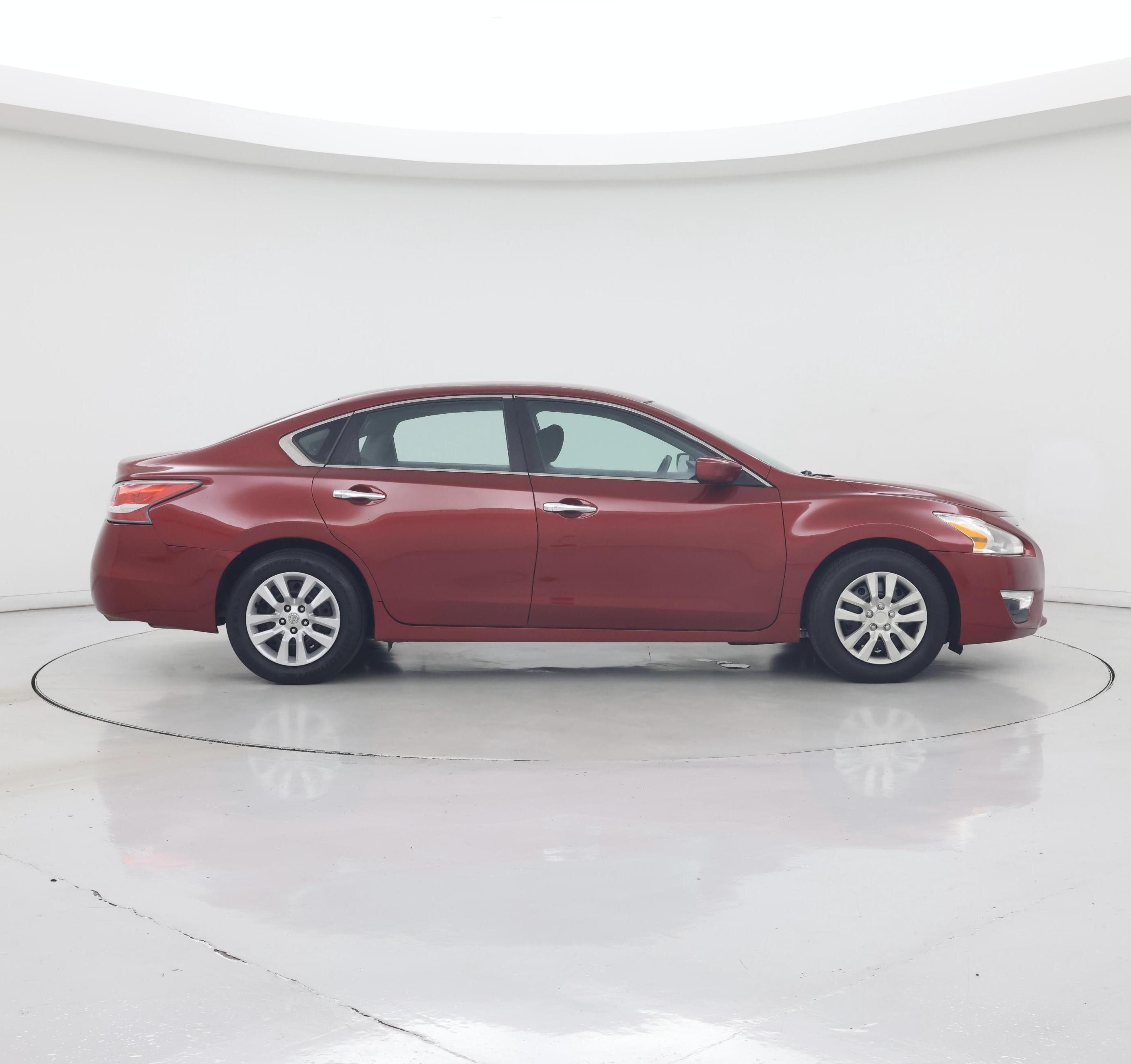 Thumbnail: 2015 Nissan Altima - 7