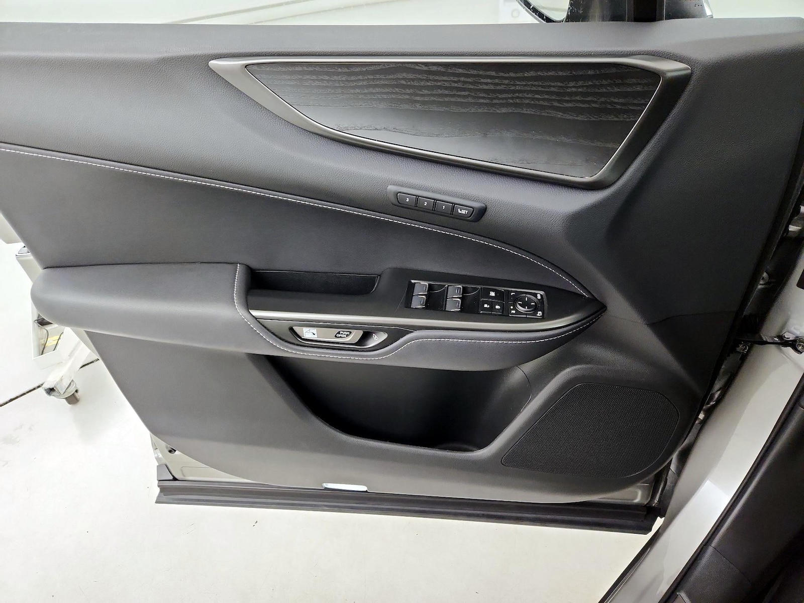 2023 Lexus NX 350 - Photo 13