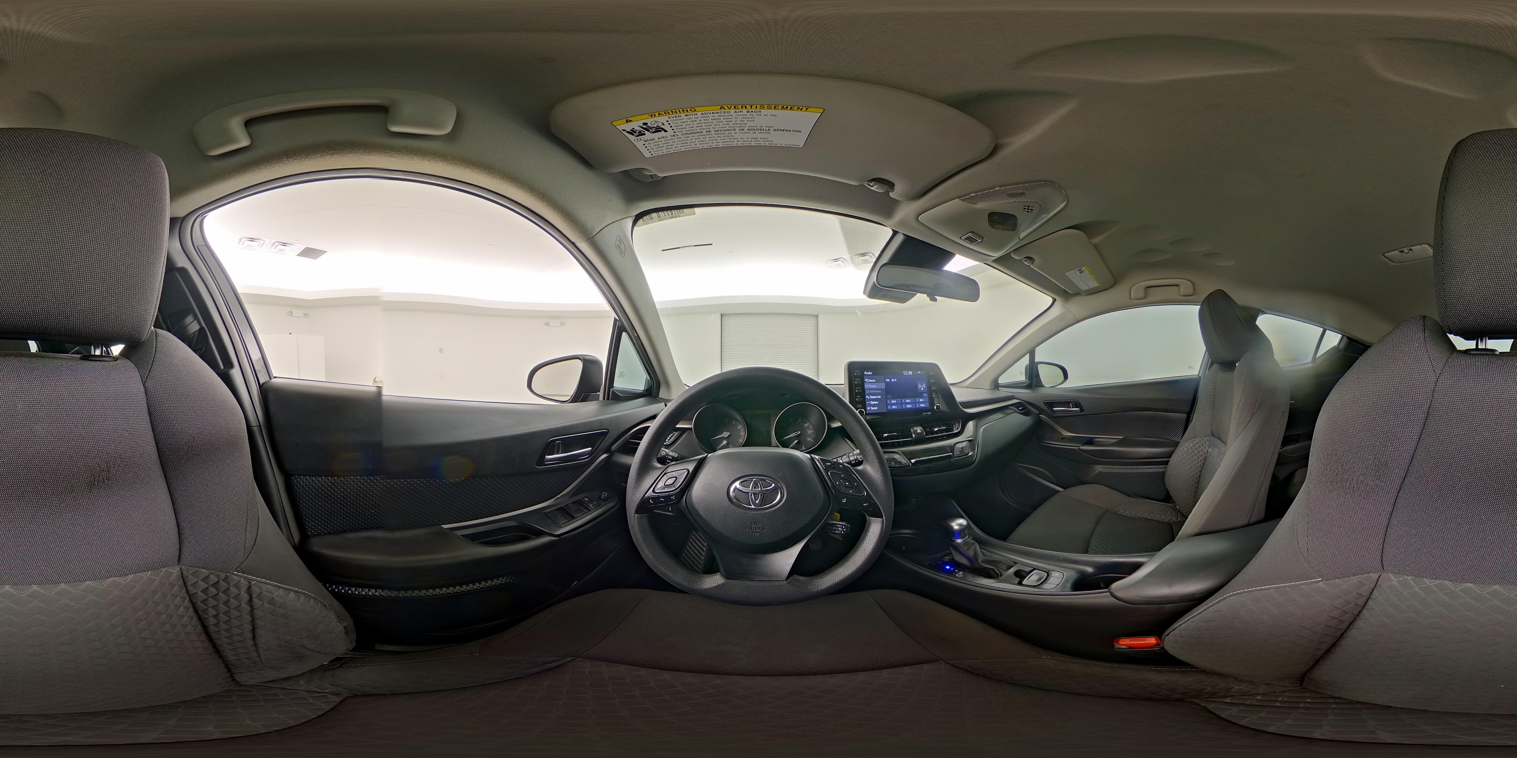 2021 Toyota C-HR LE - Photo 26
