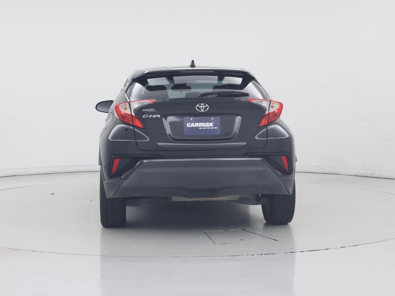 2021 Toyota C-HR LE - Photo 7