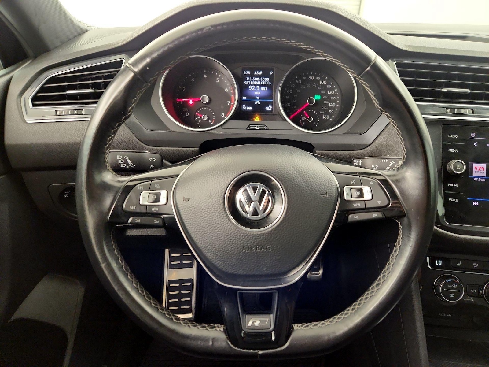 2021 Volkswagen Tiguan SE R-LINE BLACK - Photo 11