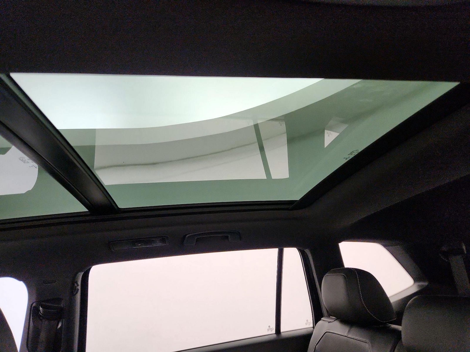 2021 Volkswagen Tiguan SE R-LINE BLACK - Photo 26