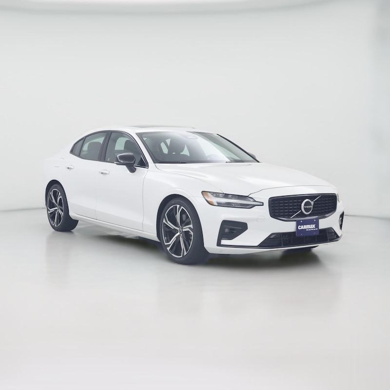2024 Volvo S60 B5 Core Dark Theme