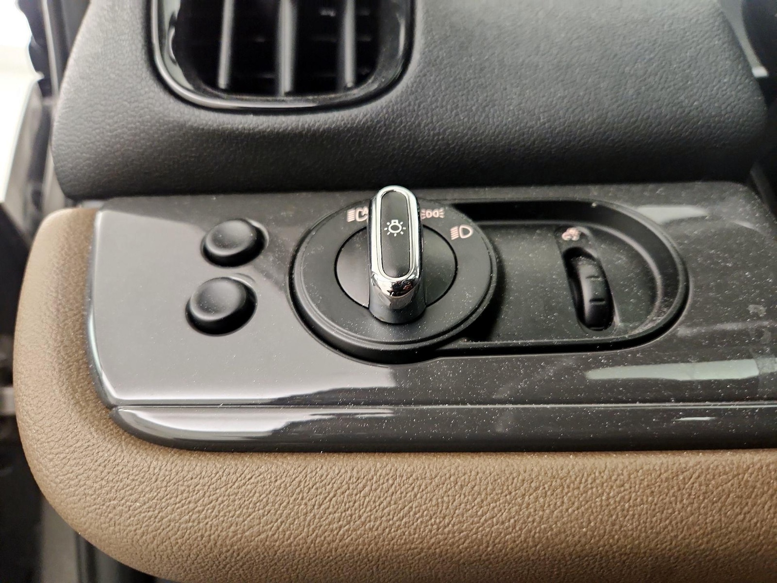 2018 MINI Countryman Base - Photo 14