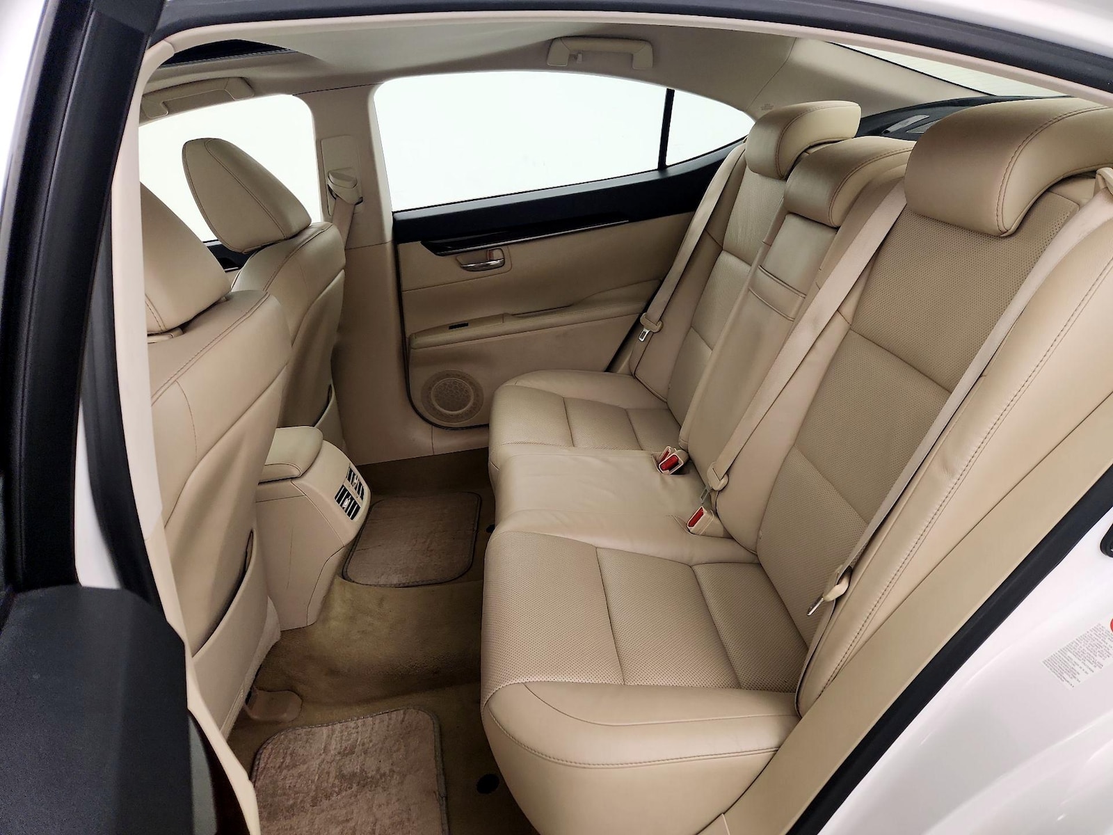 2014 Lexus ES 350 - Photo 22