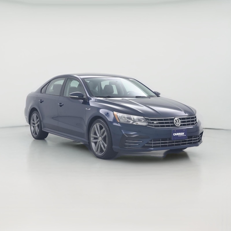 2018 Volkswagen Passat R-Line