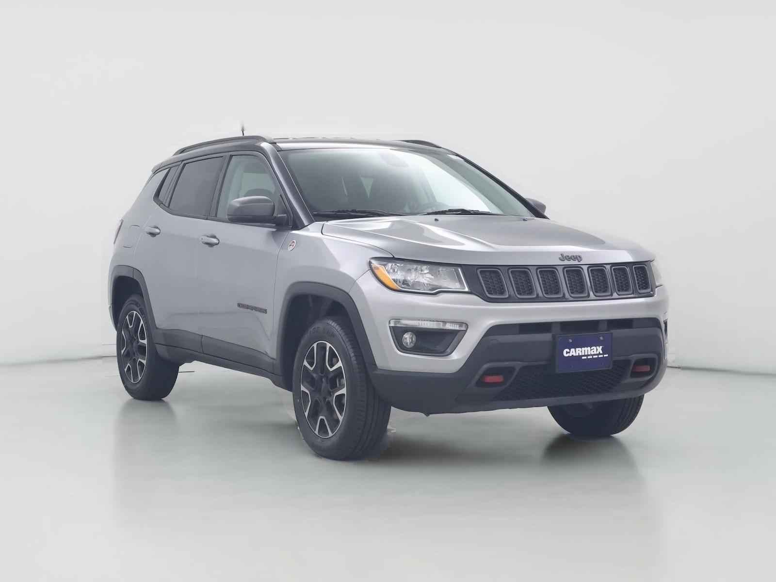 Smart Key & Four Wheel Drive