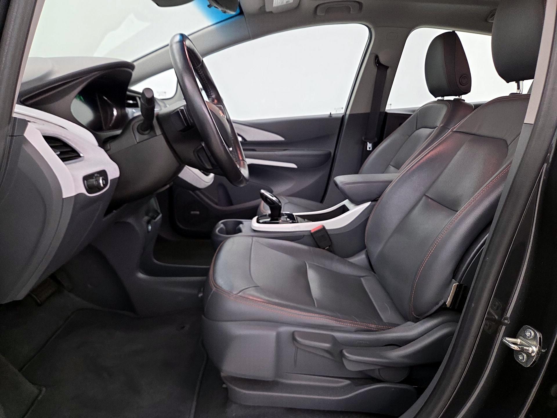 Thumbnail: 2021 Chevrolet Bolt EV - 11