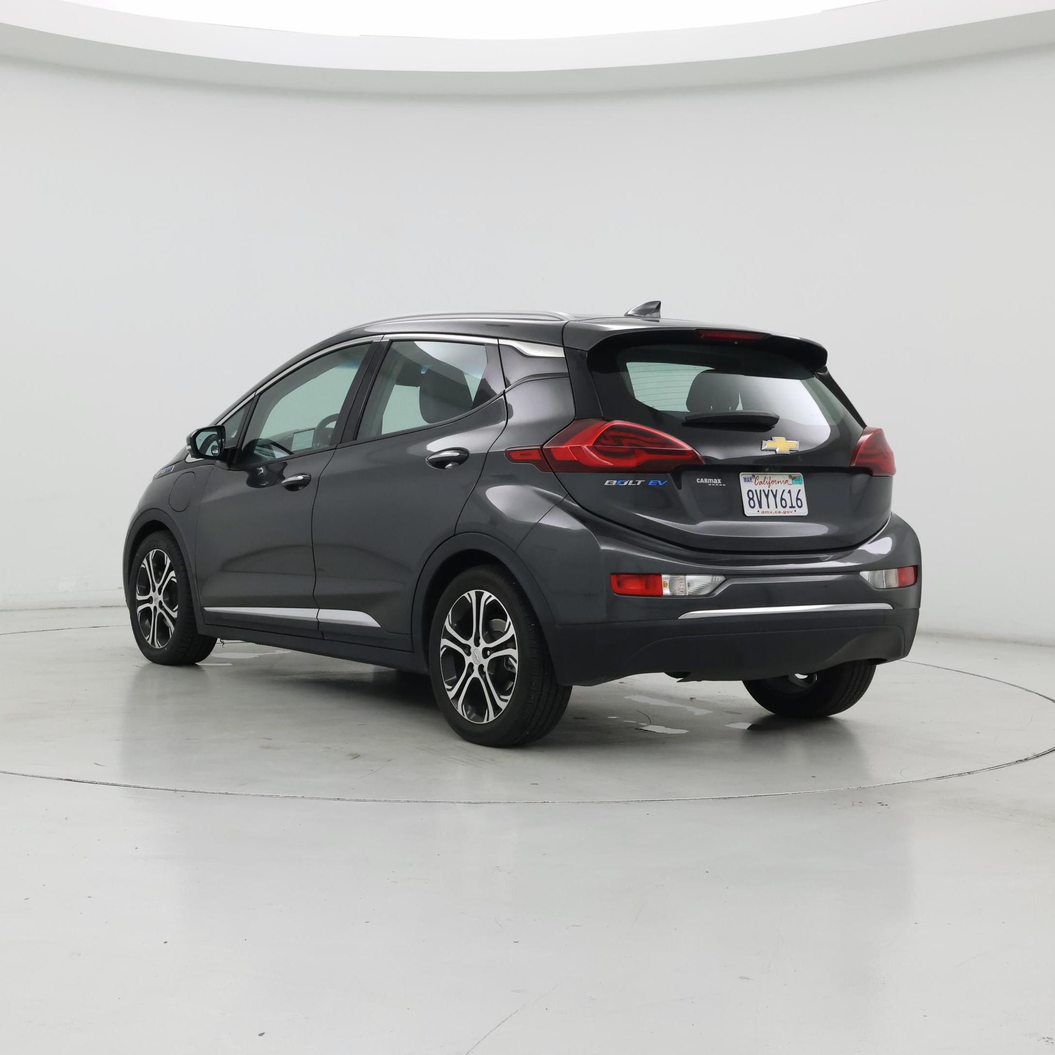 Thumbnail: 2021 Chevrolet Bolt EV - 2