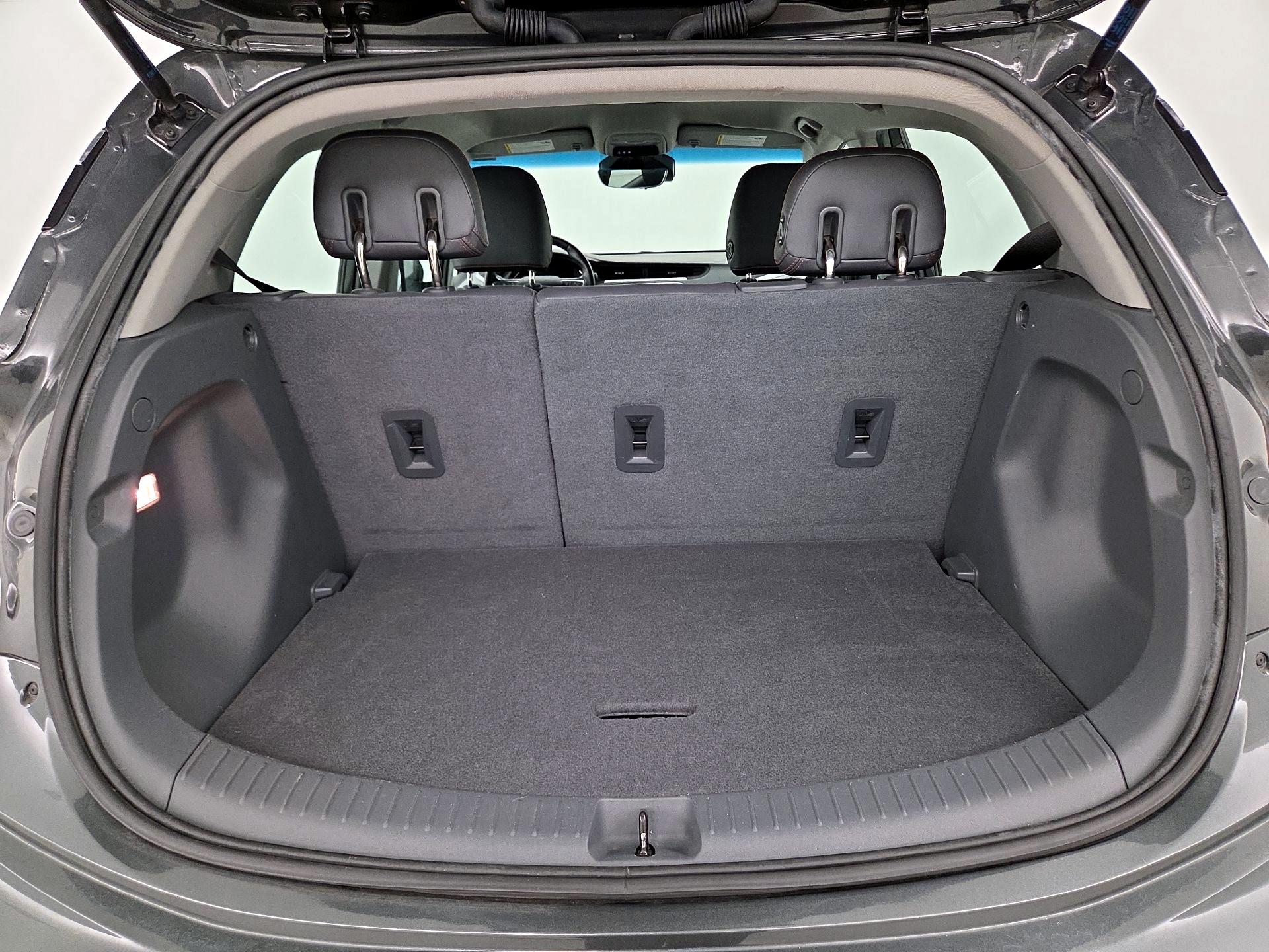Thumbnail: 2021 Chevrolet Bolt EV - 20