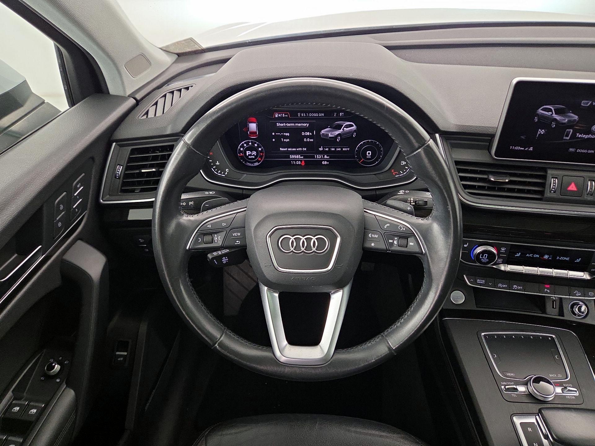 Thumbnail: 2020 Audi Q5 - 10