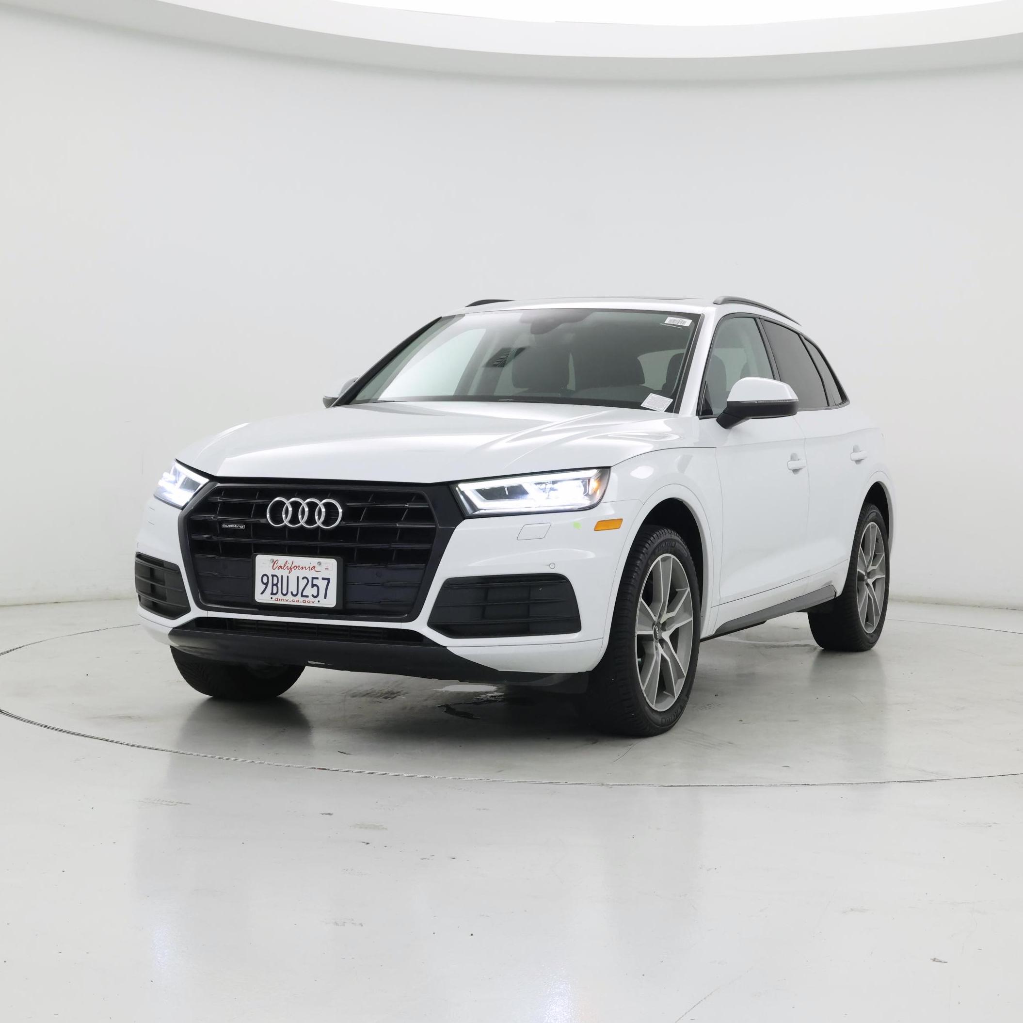 Thumbnail: 2020 Audi Q5 - 4