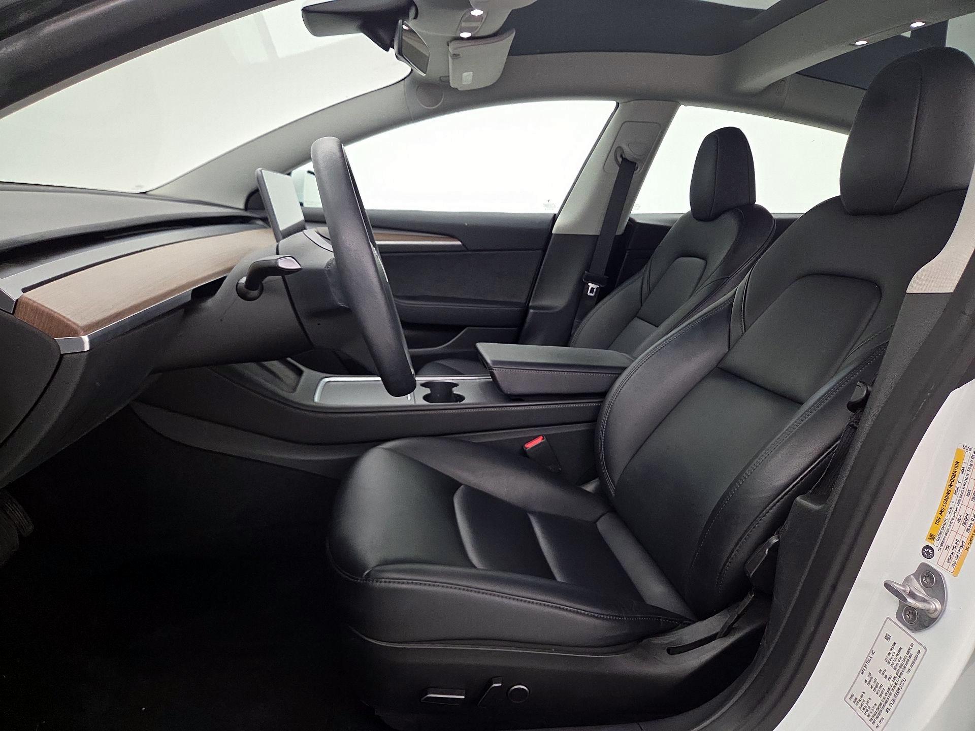 Thumbnail: 2023 Tesla Model 3 - 11