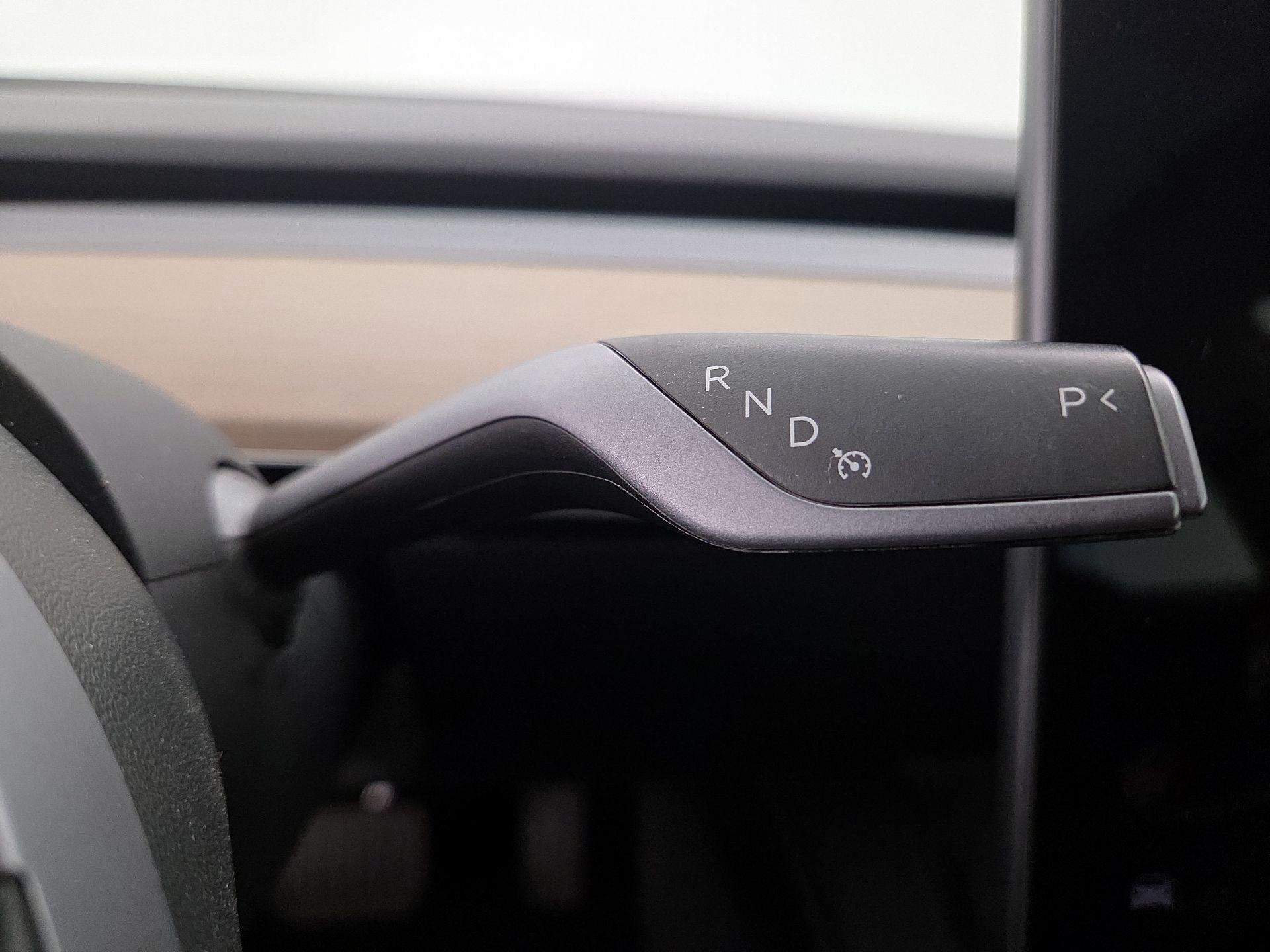 Thumbnail: 2023 Tesla Model 3 - 17