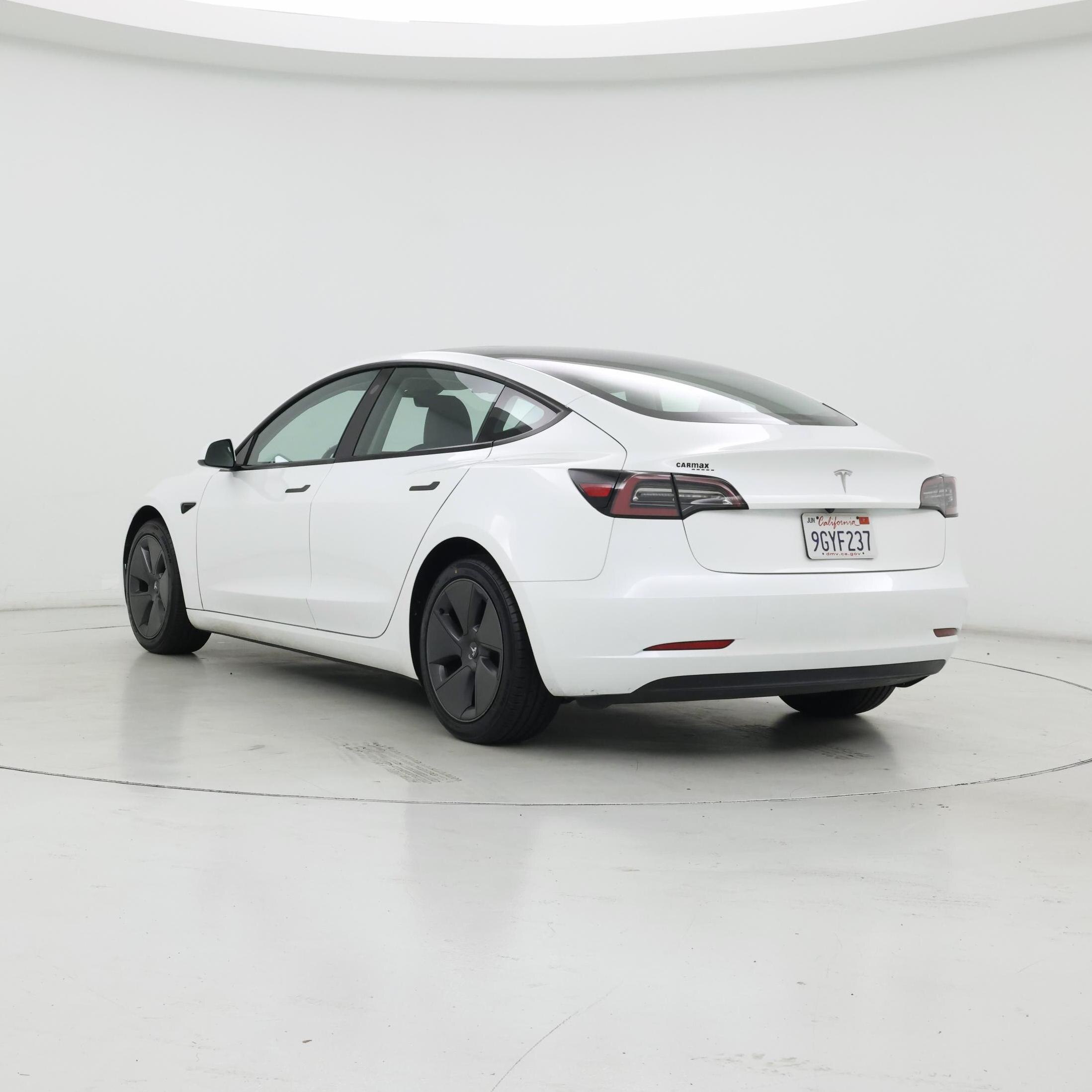 Thumbnail: 2023 Tesla Model 3 - 2