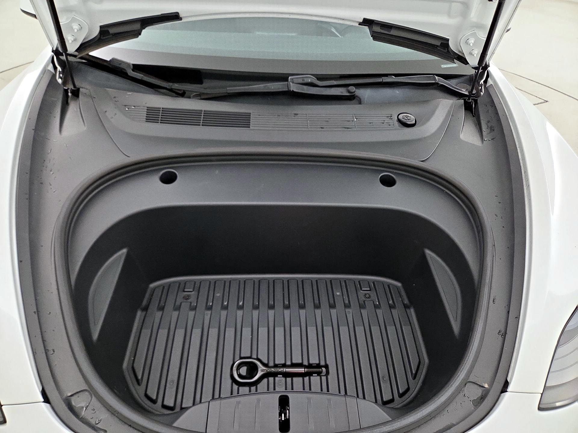 Thumbnail: 2021 Tesla Model 3 - 20
