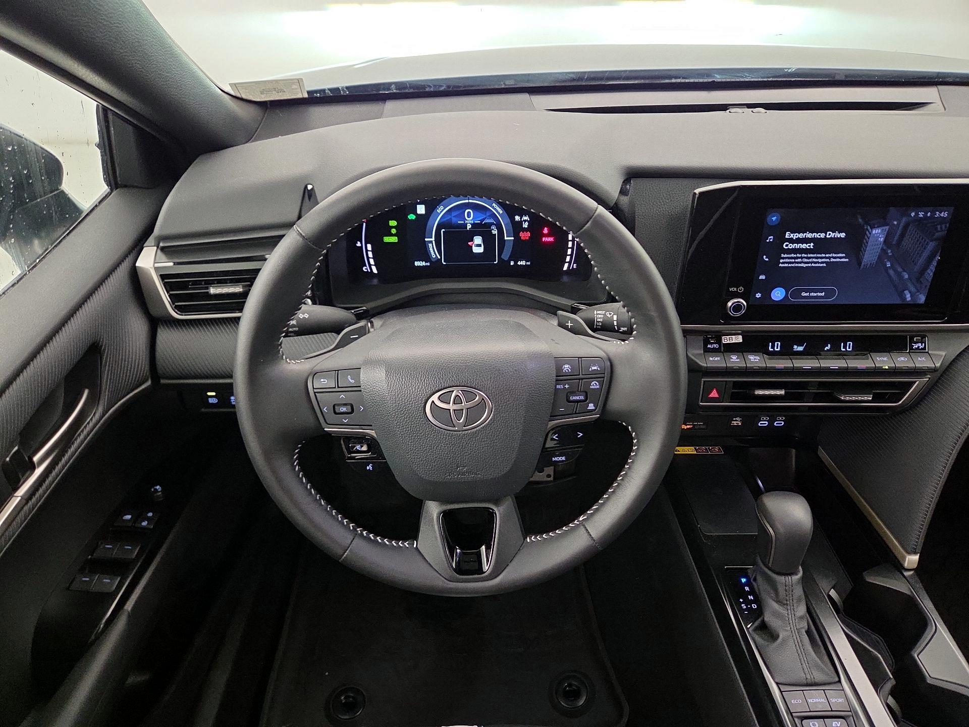 Thumbnail: 2025 Toyota Camry - 10