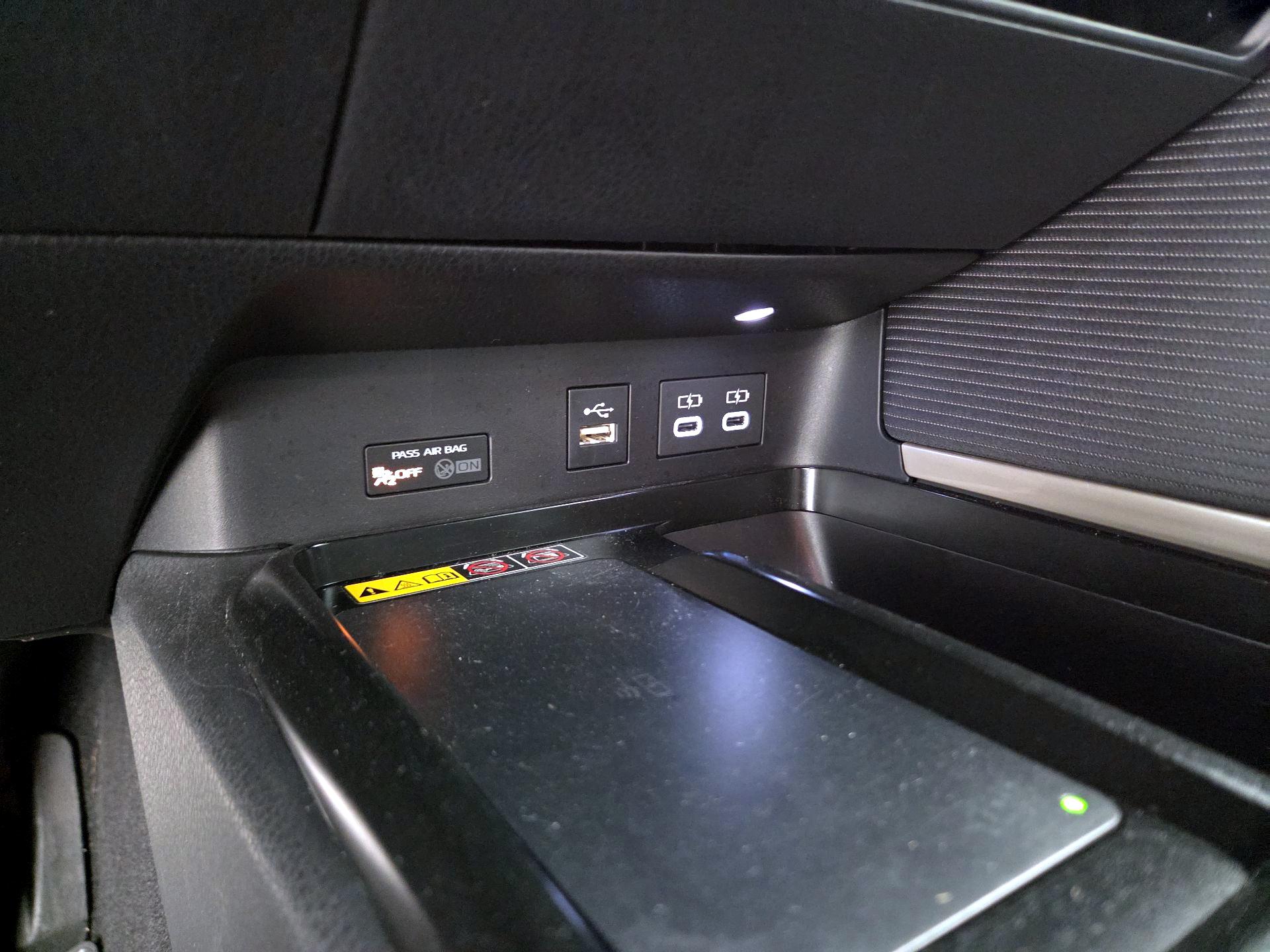Thumbnail: 2025 Toyota Camry - 18