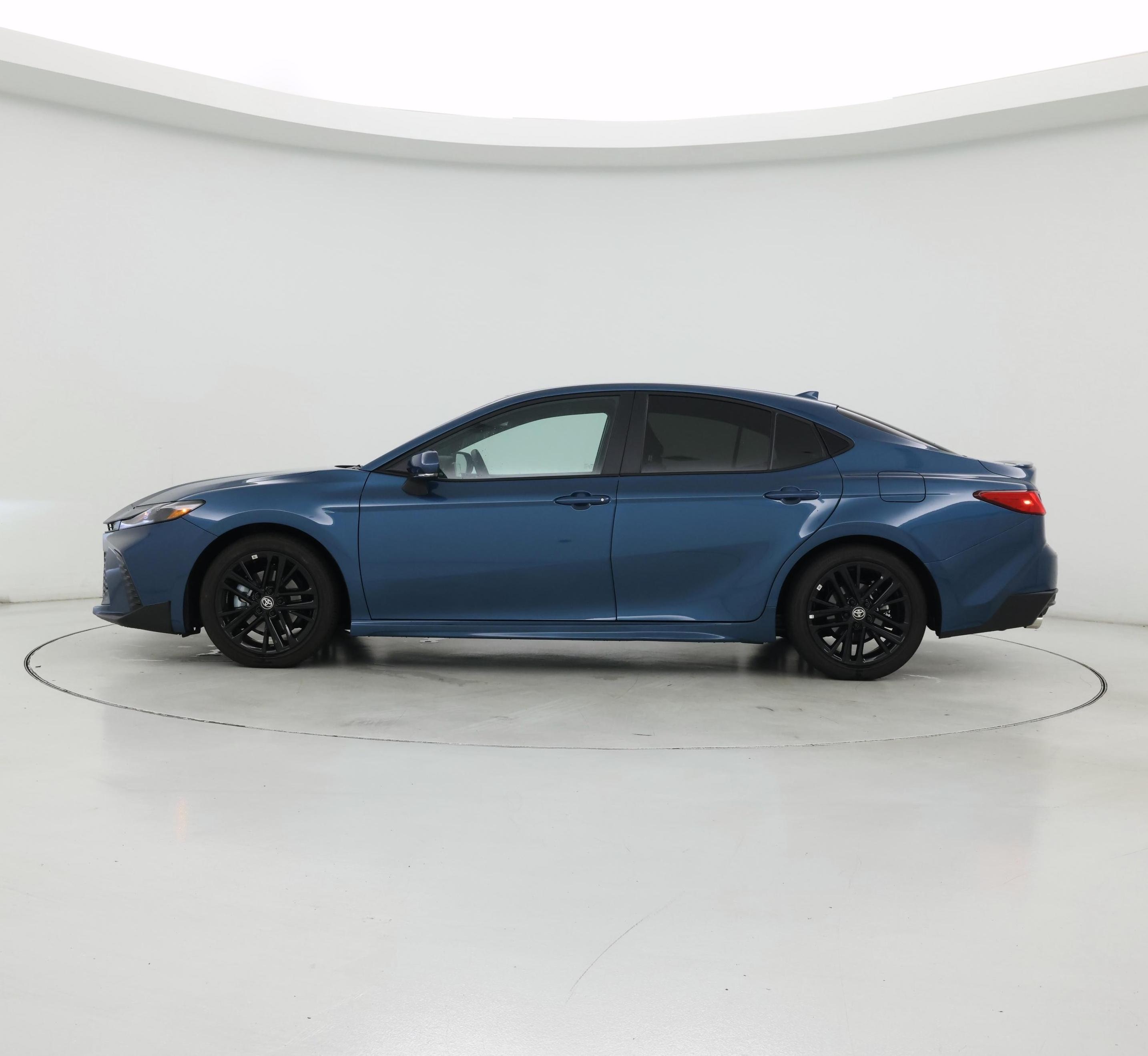 Thumbnail: 2025 Toyota Camry - 3