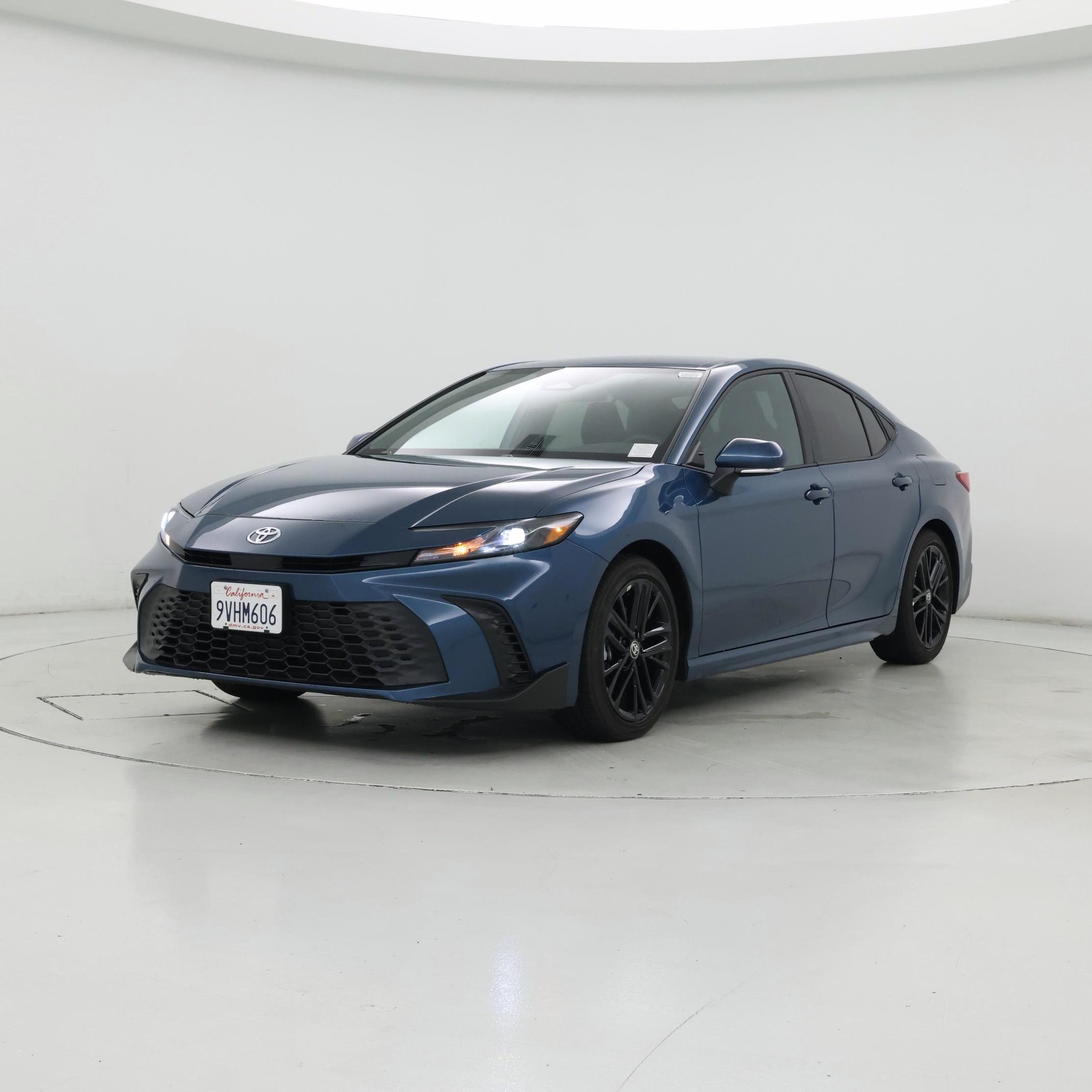Thumbnail: 2025 Toyota Camry - 4