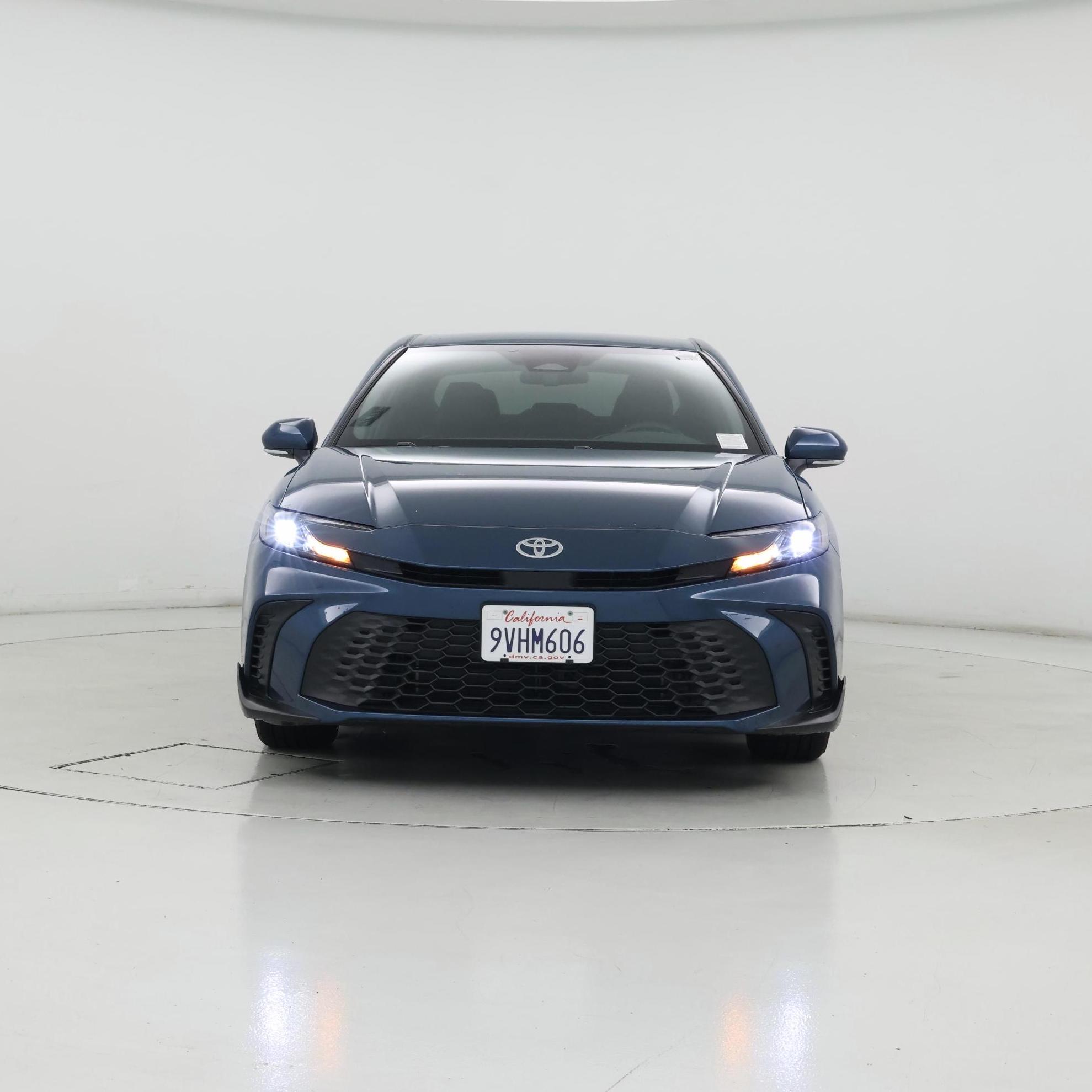 Thumbnail: 2025 Toyota Camry - 5