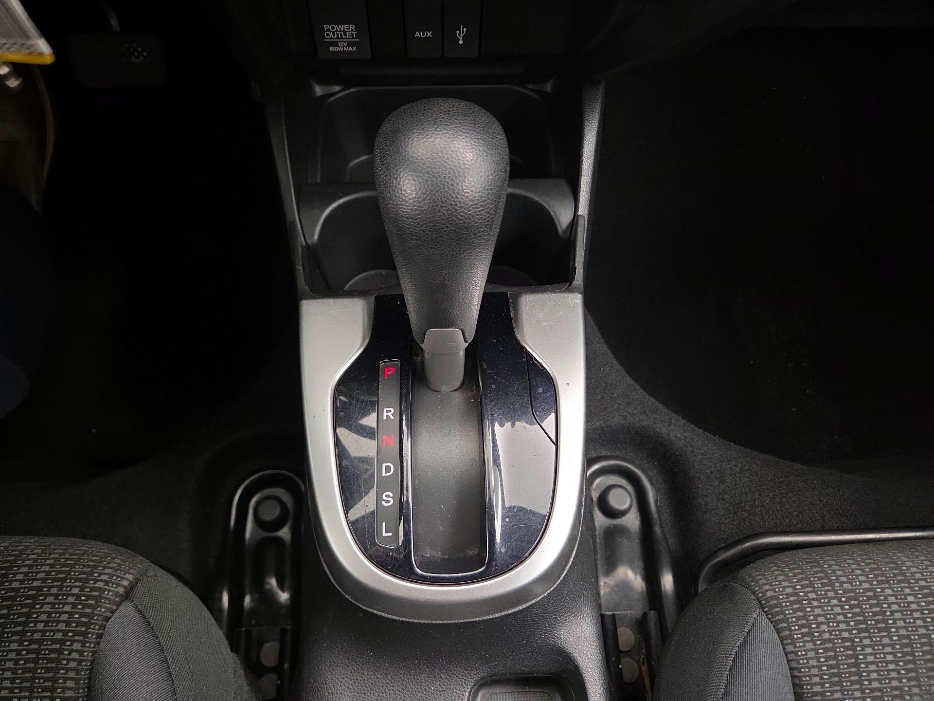 Thumbnail: 2015 Honda Fit - 17