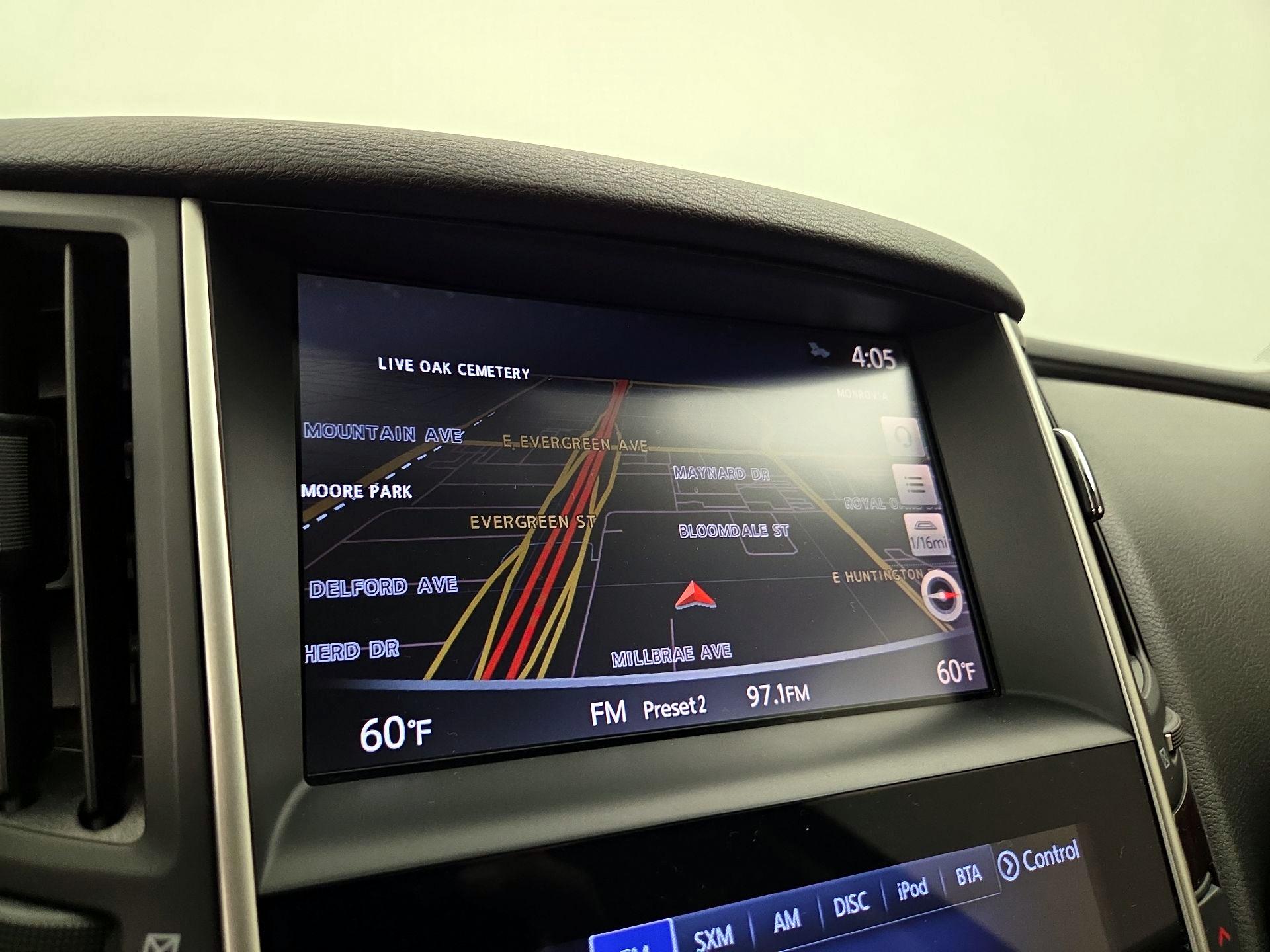 Thumbnail: 2016 INFINITI Q50 - 14