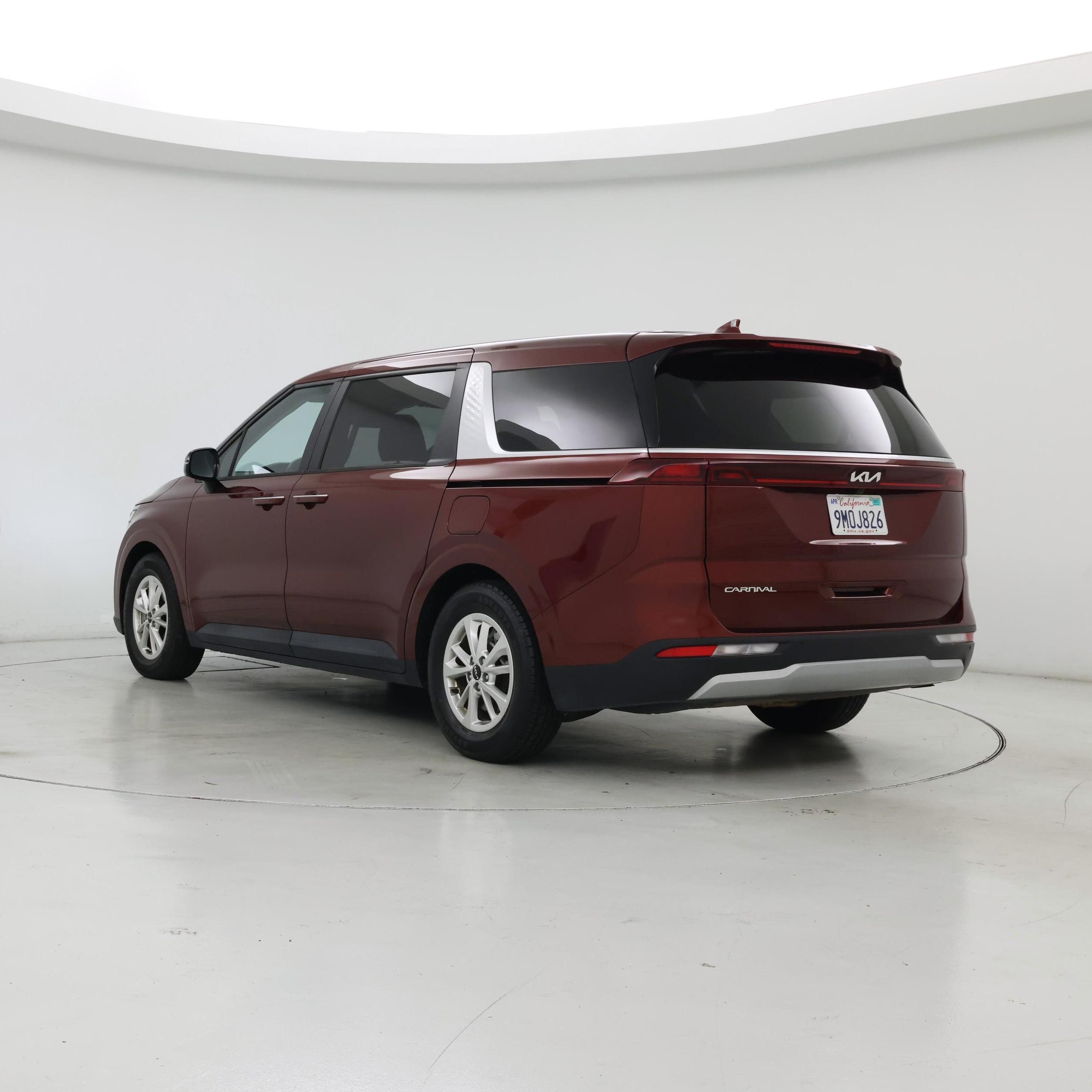 Thumbnail: 2023 Kia Carnival - 2