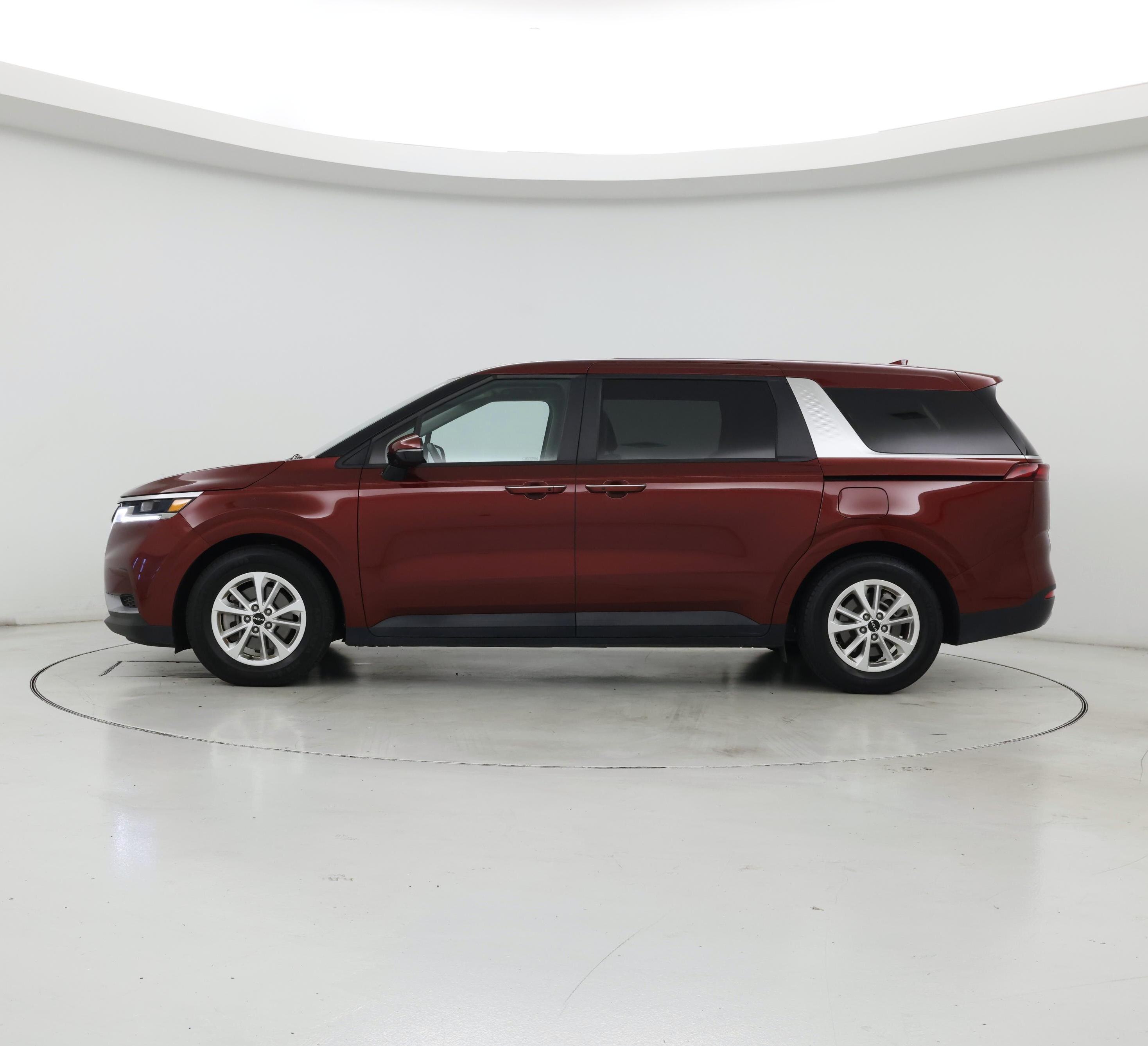 Thumbnail: 2023 Kia Carnival - 3