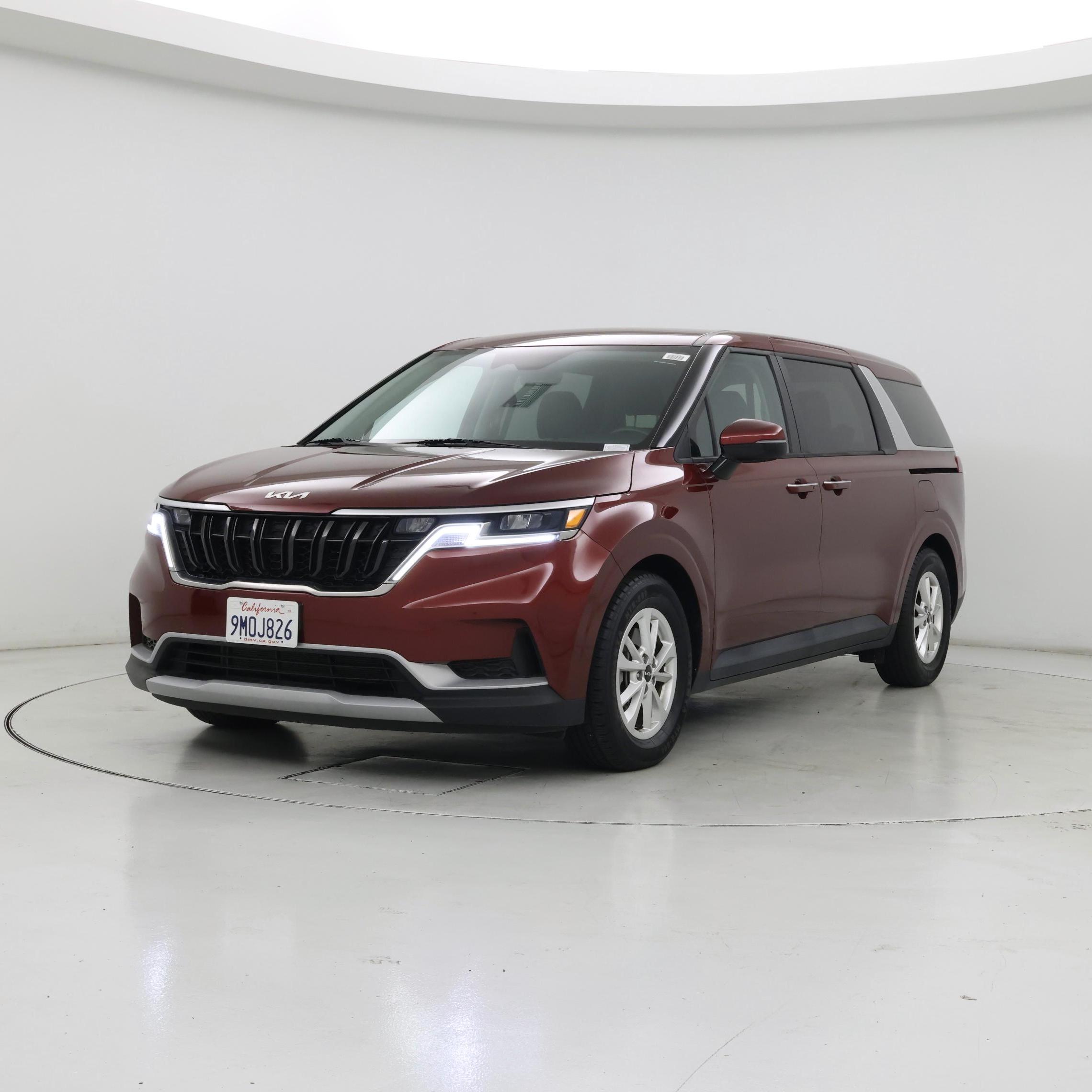 Thumbnail: 2023 Kia Carnival - 4