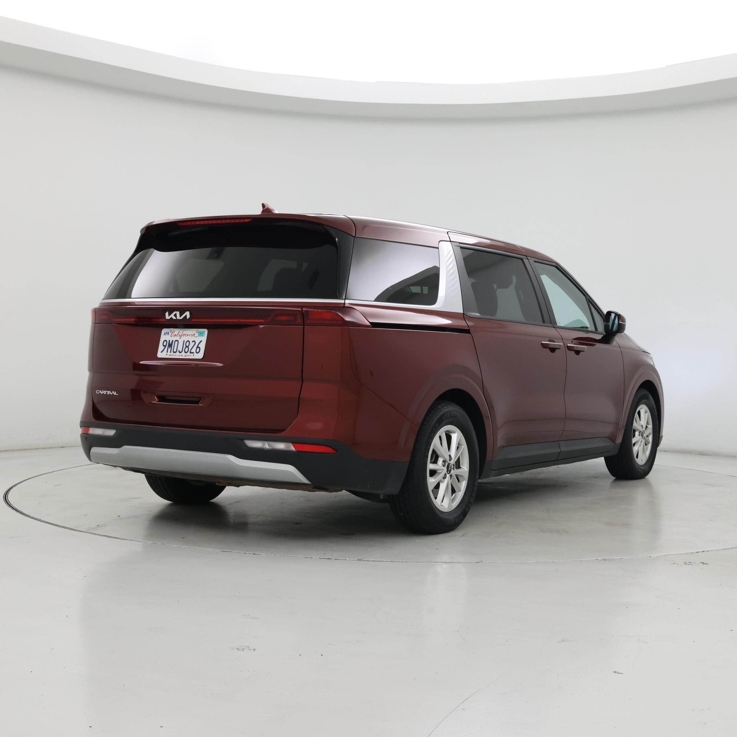 Thumbnail: 2023 Kia Carnival - 8