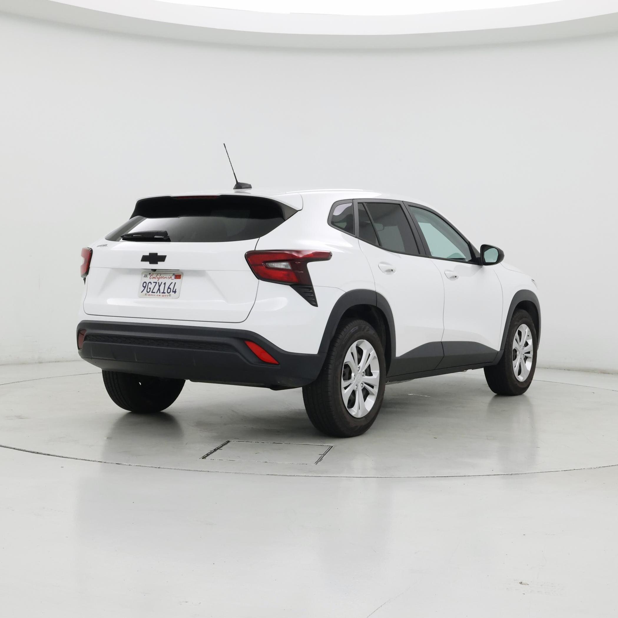 Thumbnail: 2024 Chevrolet Trax - 8