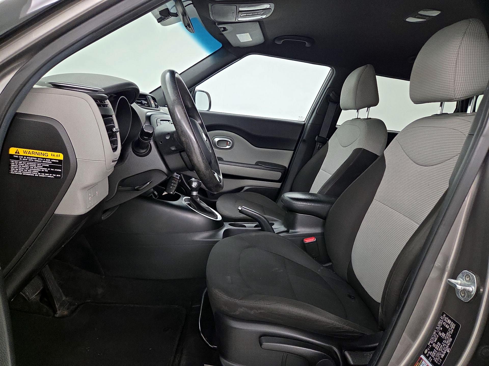 Thumbnail: 2017 Kia Soul - 11
