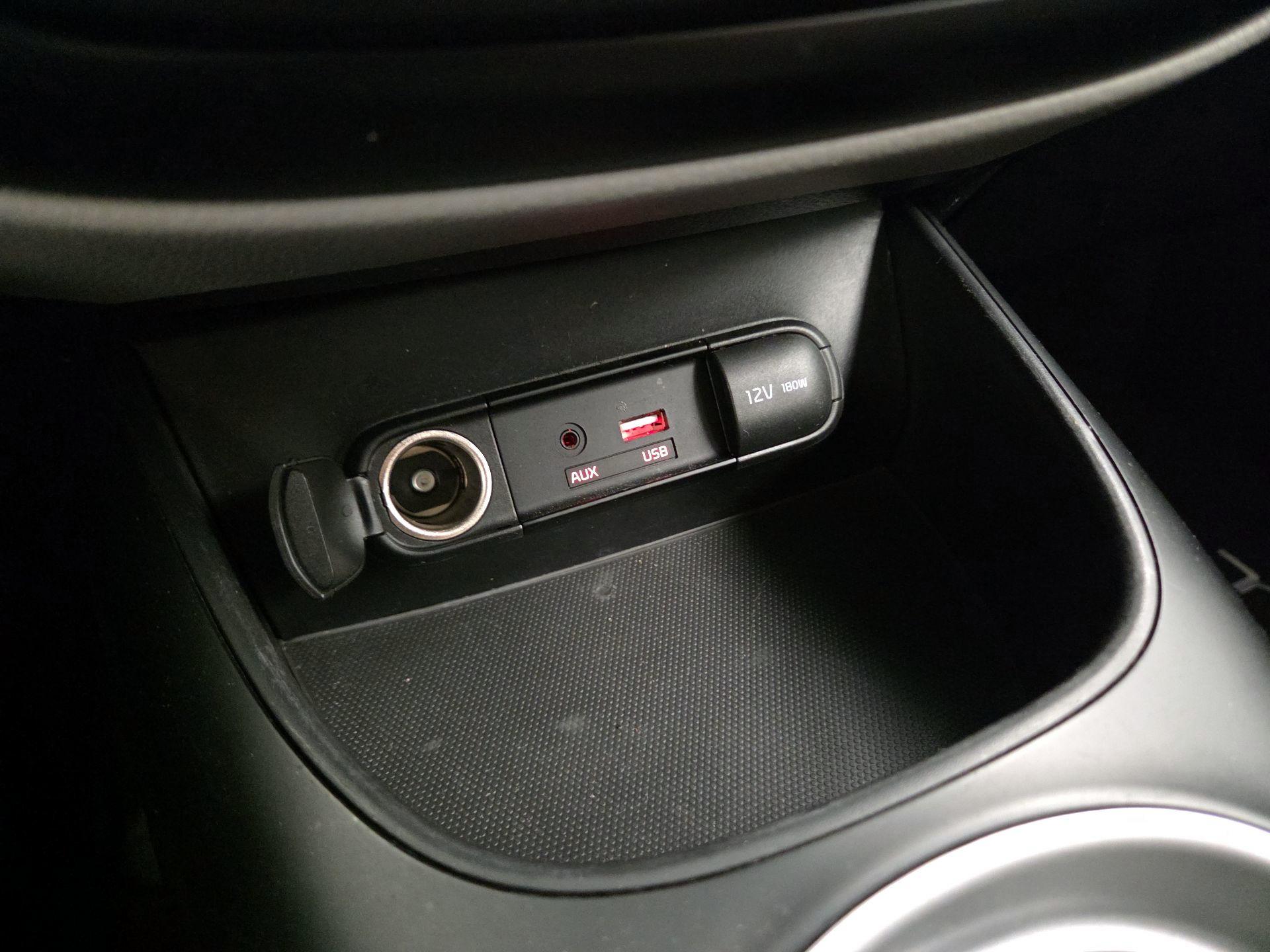 Thumbnail: 2017 Kia Soul - 17