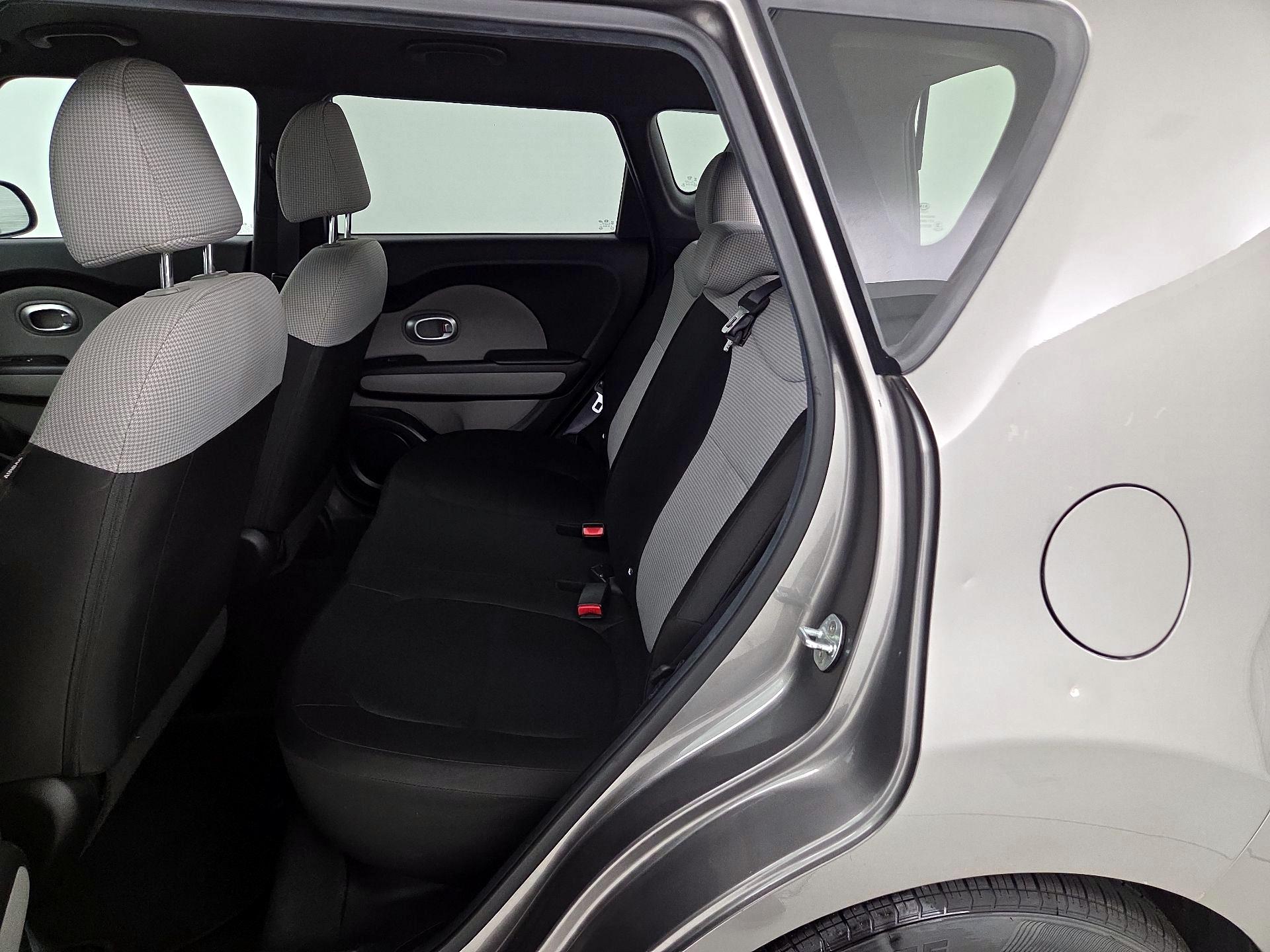 Thumbnail: 2017 Kia Soul - 18
