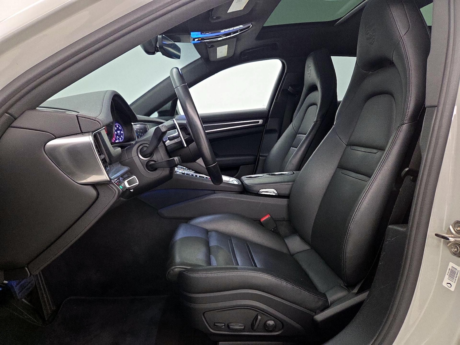 2022 Porsche Panamera Platinum Edition - Photo 12