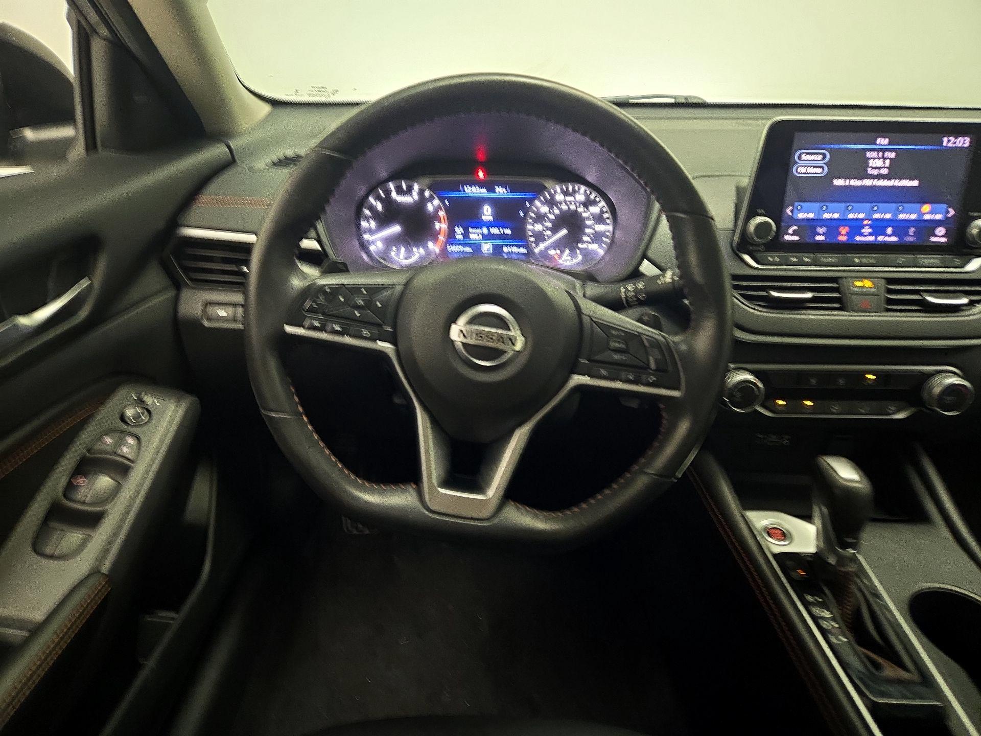 Thumbnail: 2022 Nissan Altima - 10