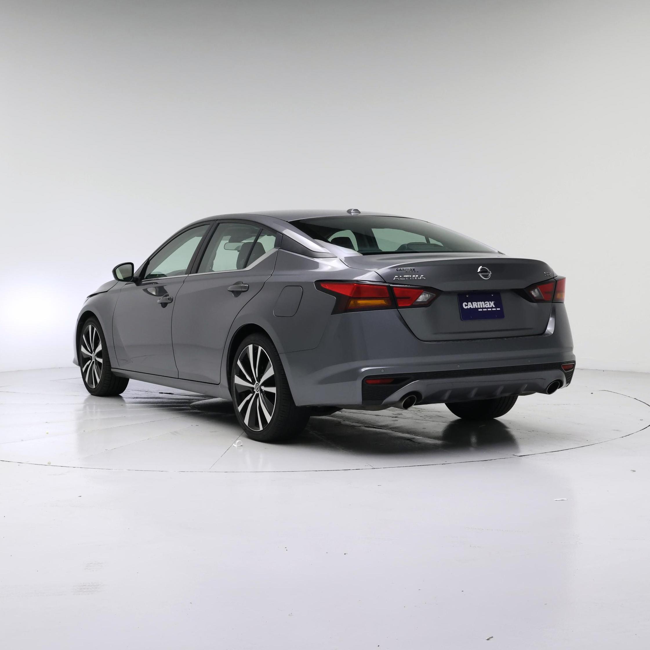 Thumbnail: 2022 Nissan Altima - 2