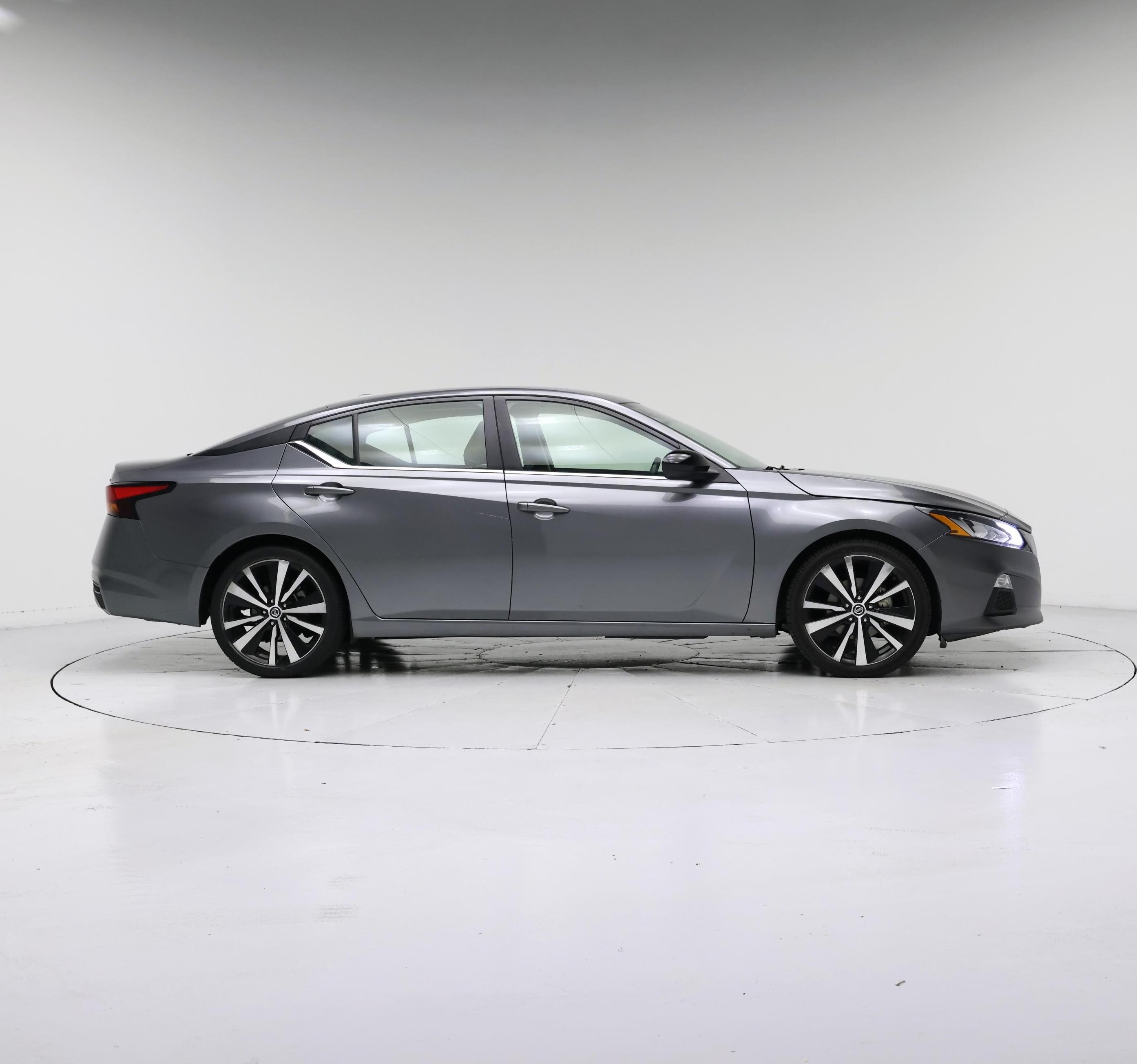 Thumbnail: 2022 Nissan Altima - 7