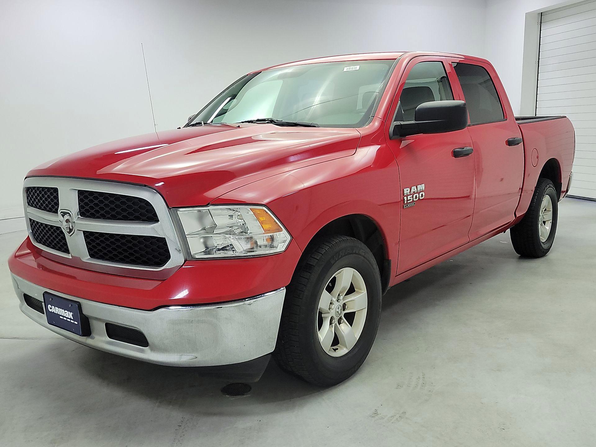 Thumbnail: 2022 RAM 1500 Classic - 3