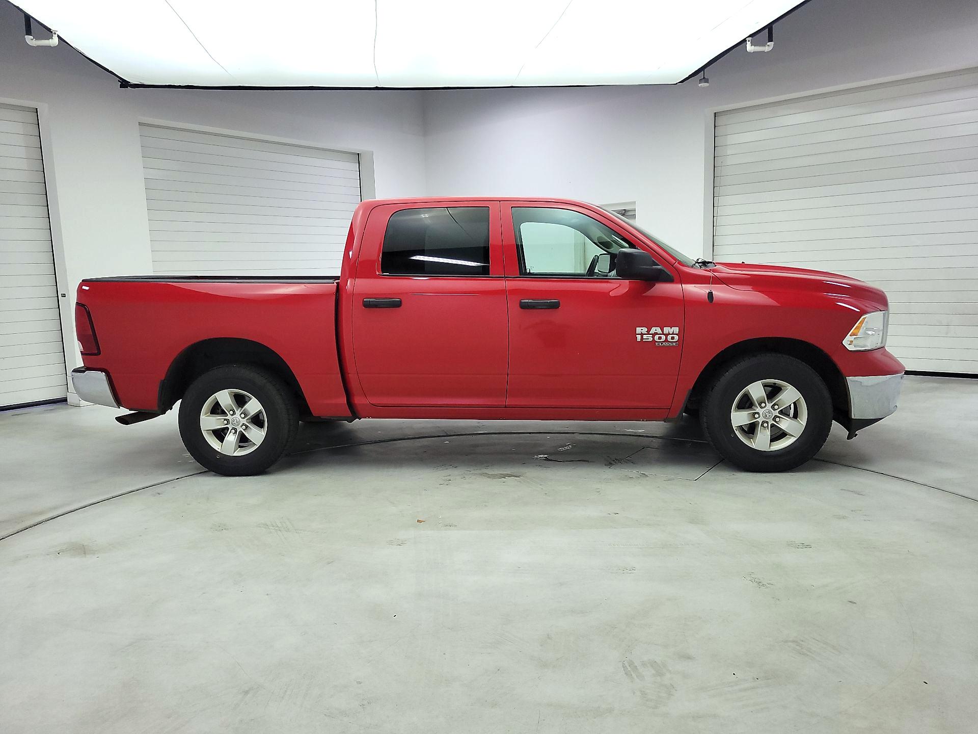 Thumbnail: 2022 RAM 1500 Classic - 4