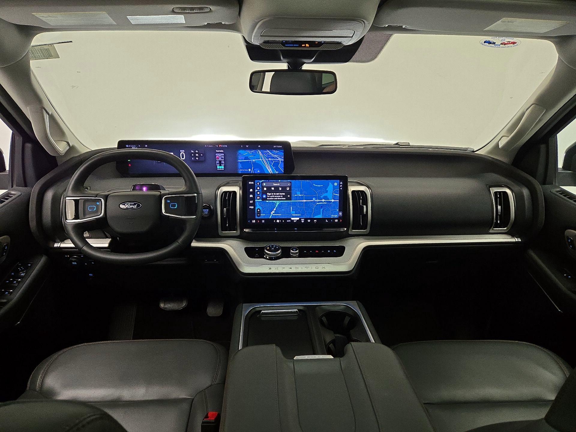 Thumbnail: 2025 Ford Expedition - 9