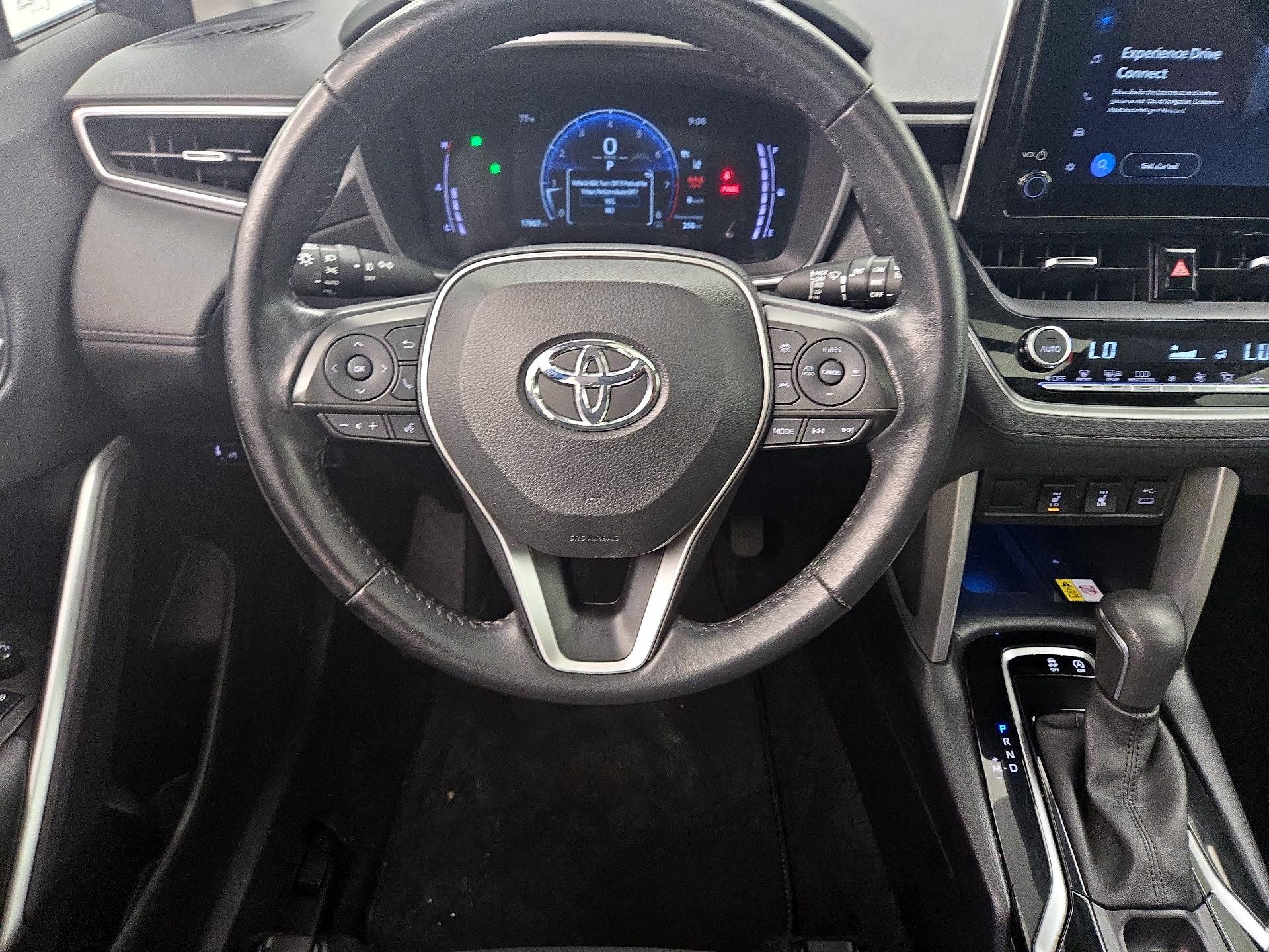 Thumbnail: 2023 Toyota Corolla Cross - 10