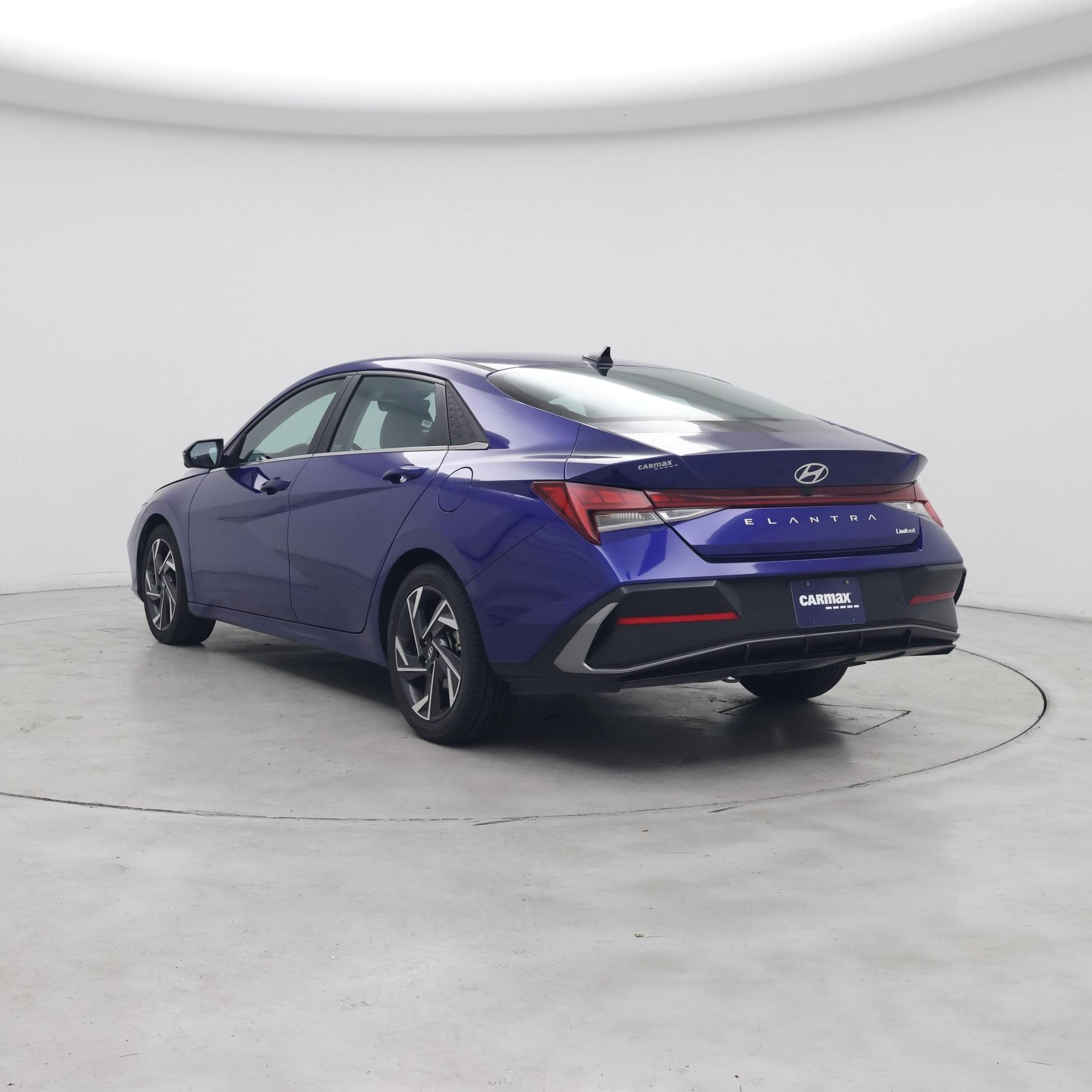 Thumbnail: 2024 Hyundai Elantra - 2