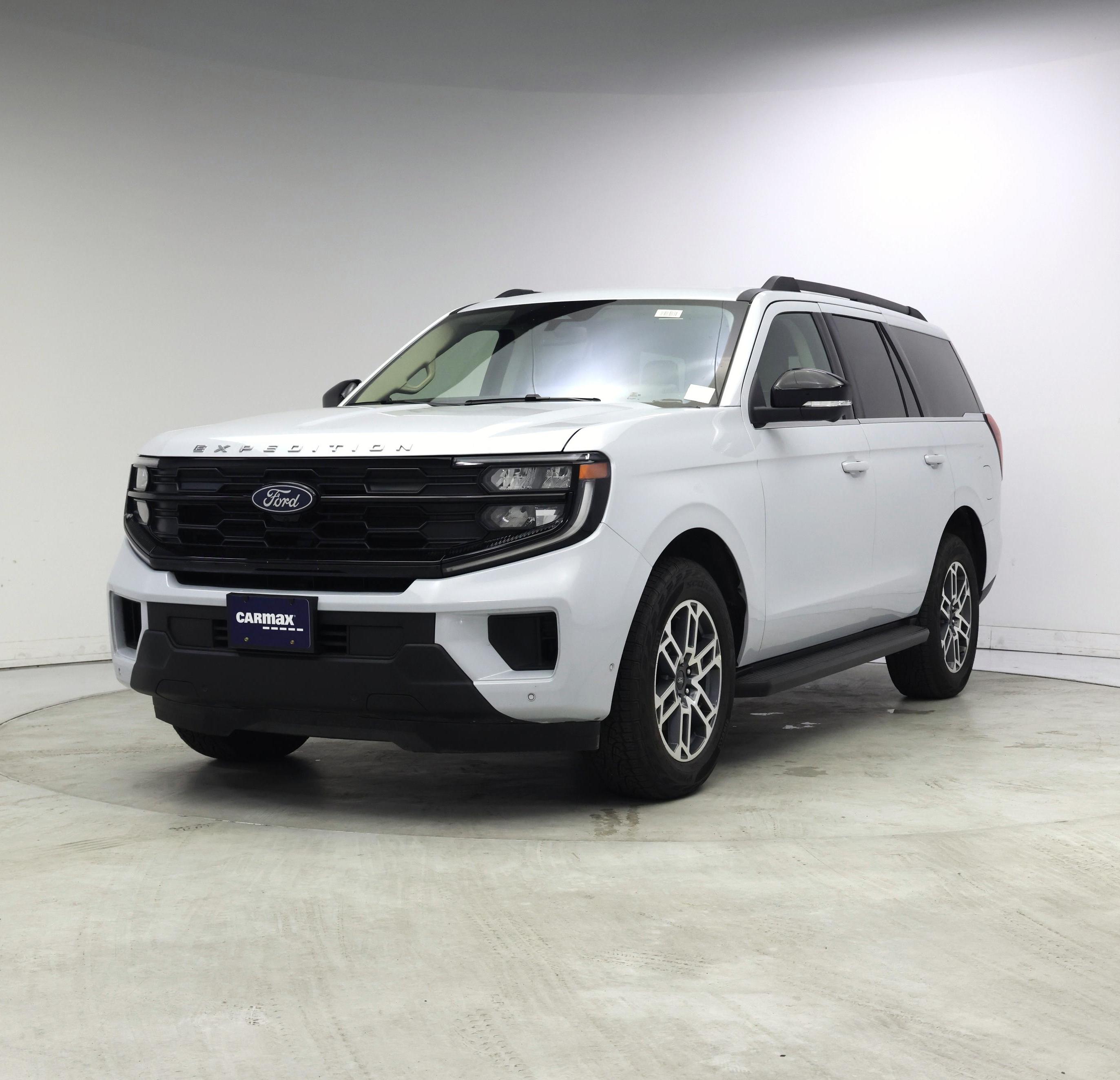 Thumbnail: 2025 Ford Expedition - 4