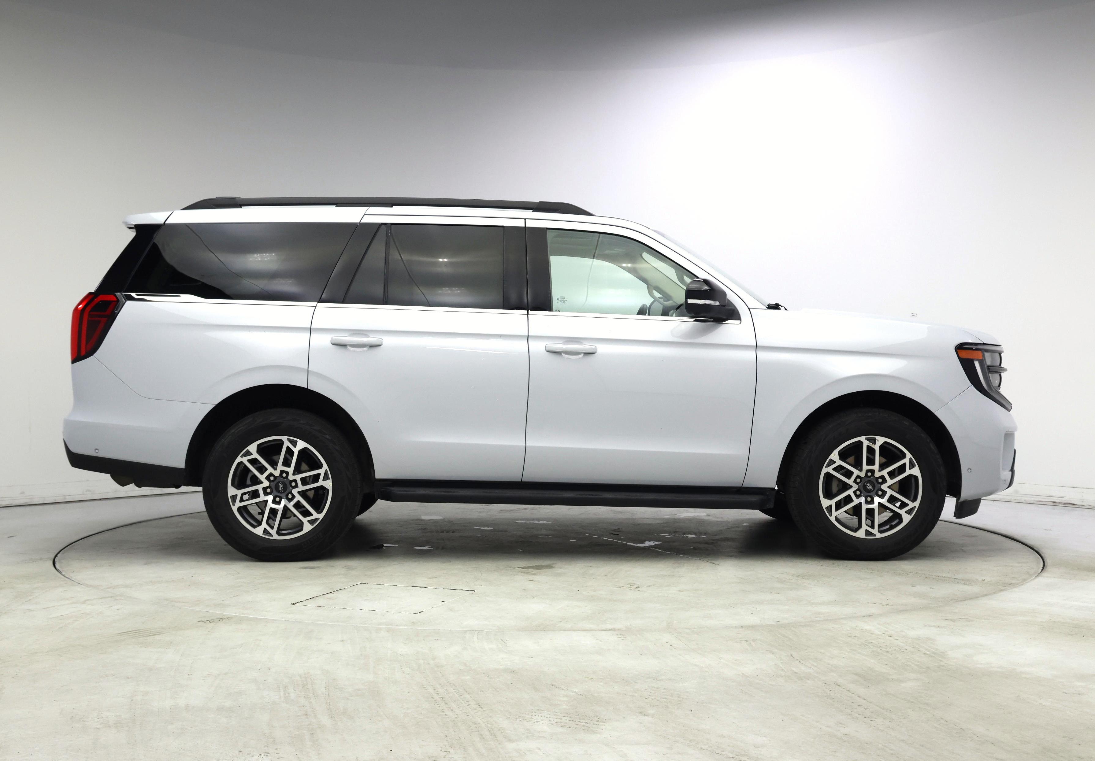 Thumbnail: 2025 Ford Expedition - 7