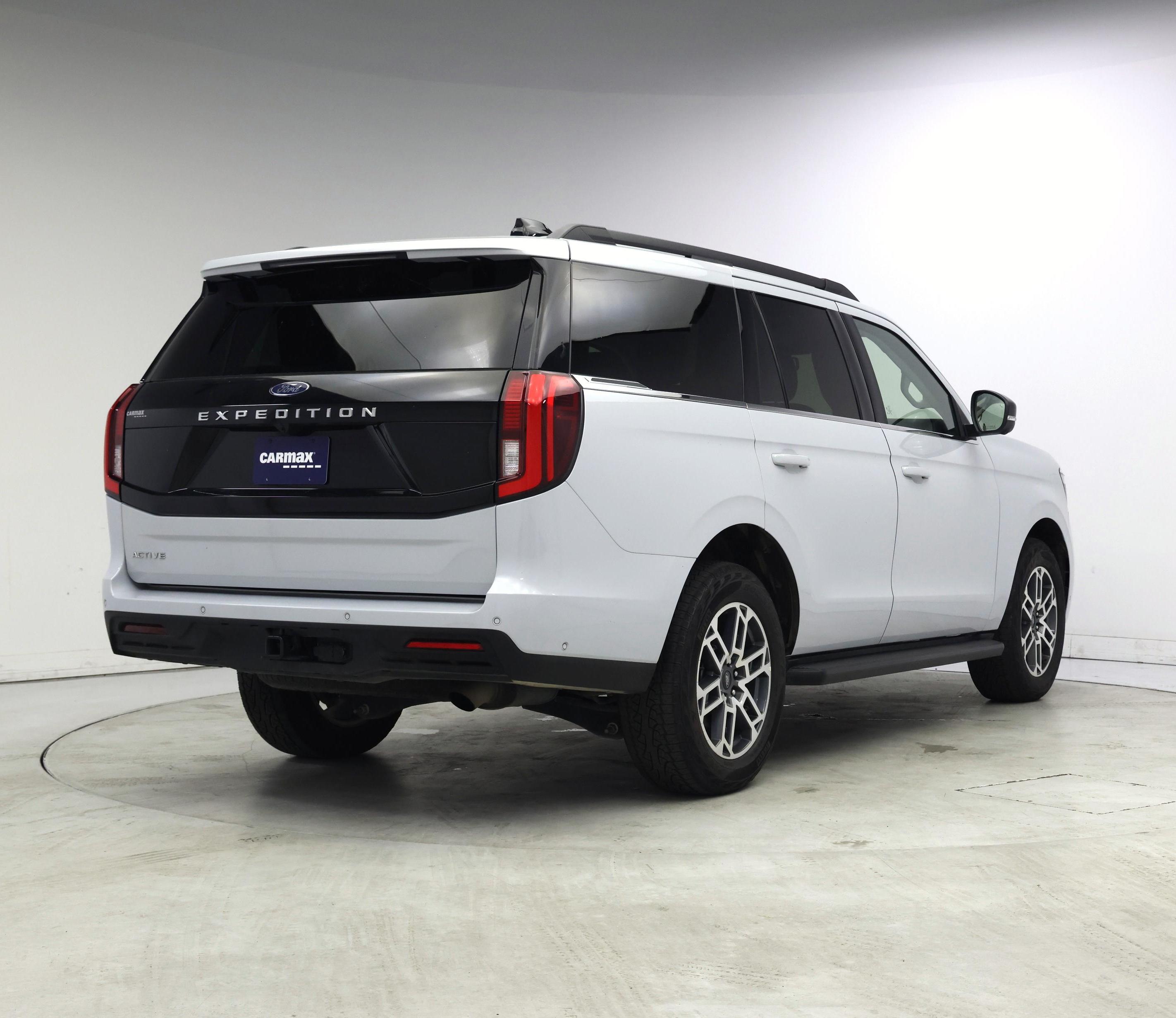 Thumbnail: 2025 Ford Expedition - 8