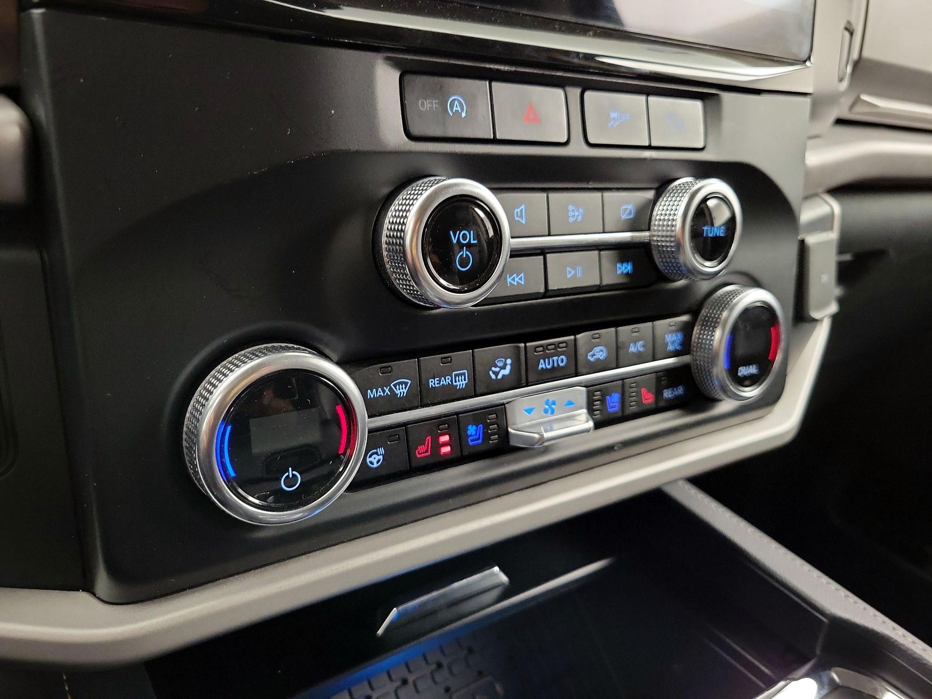 Thumbnail: 2024 Ford Expedition MAX - 17